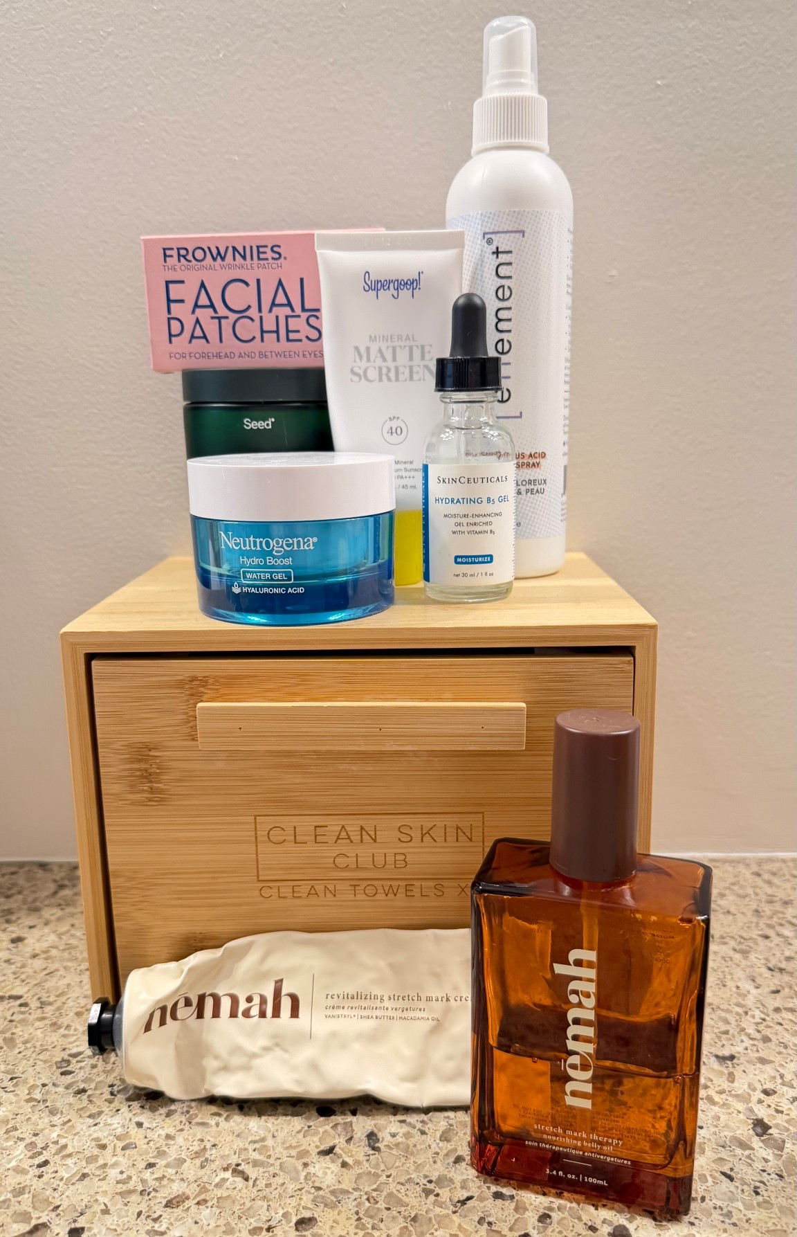 Skincare I’ve been loving lately ✨

#LTKmomlife #LTKgrwm #LTKBeauty