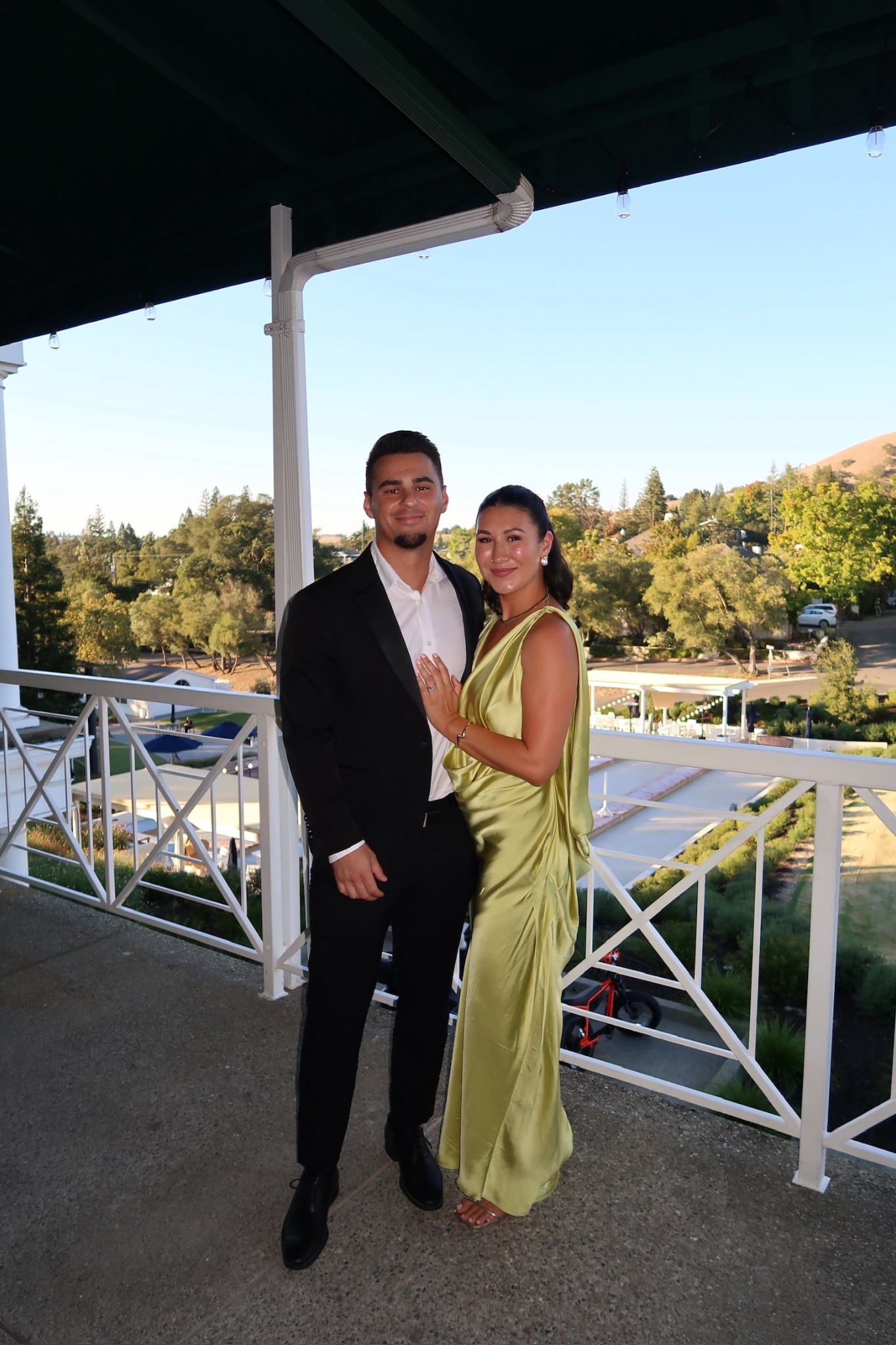 my dress is an old Zara dress but I linked similar ones below!!! 



#LTKStyleTip #LTKWedding #LTKParties