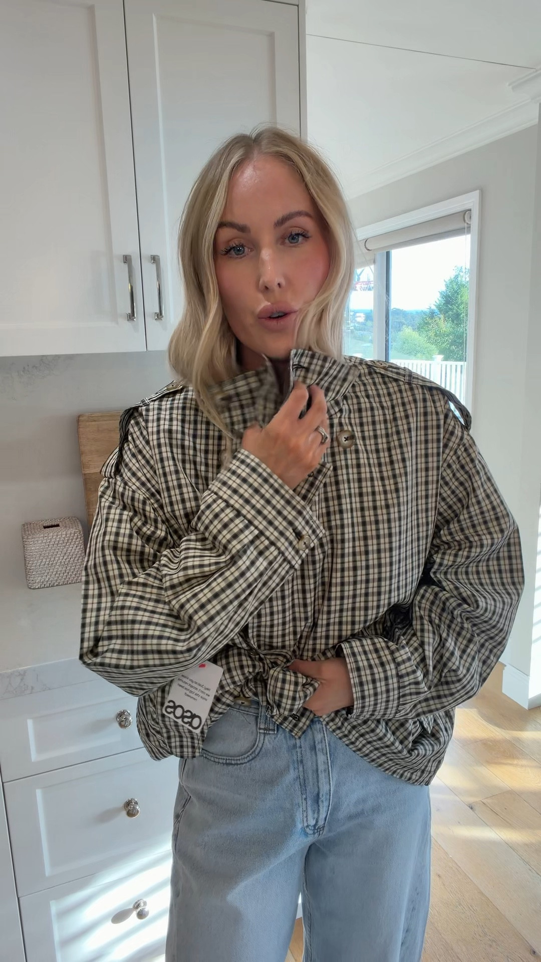 OK so it says a restock is coming, so I can 100% recommend this jacket!

Sizing is generous — I’m a tall (180cm) size 8–10 and this is the medium on me.

I’m obsessed. 10/10, no notes!

#LTKaustralia #LTKstyletip #LTKautumn