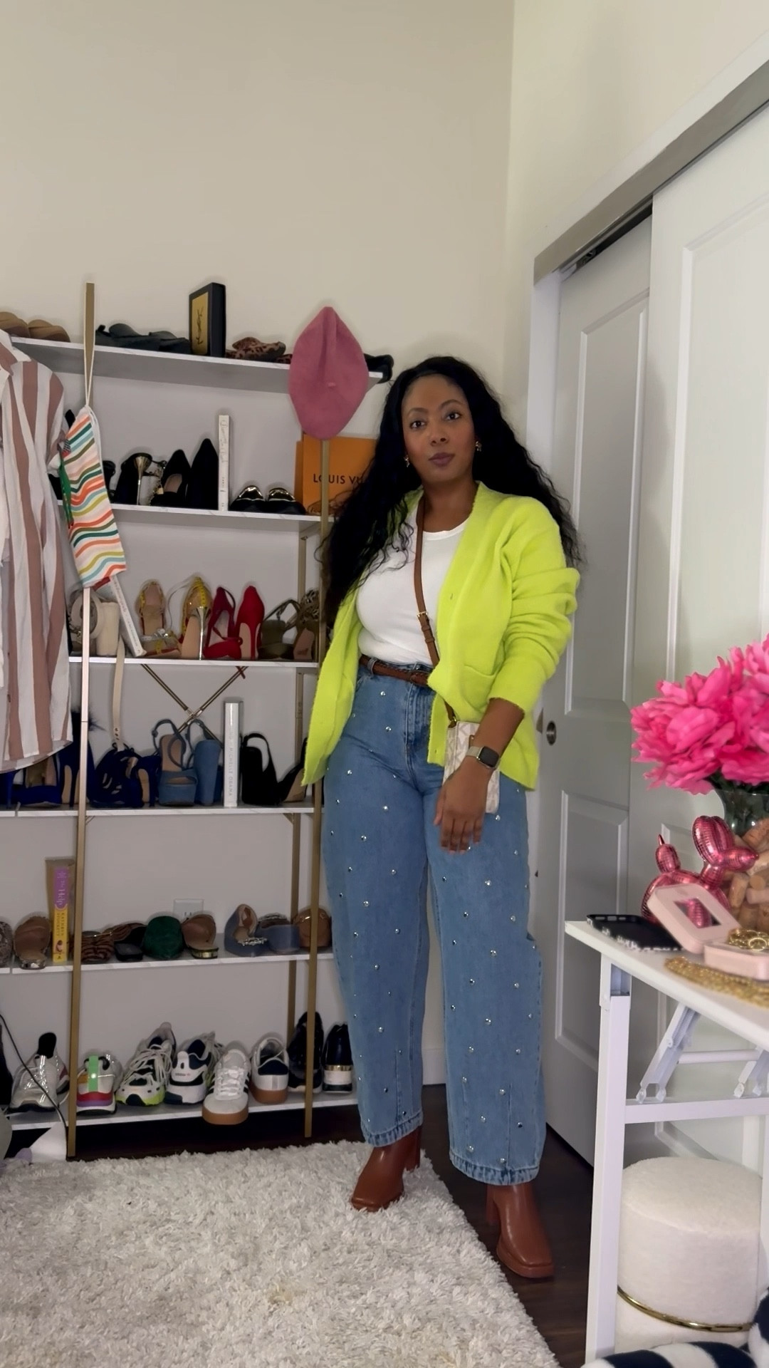 Feelin Grinchy but also feeling glam & this is the closest I could get! Finally popped the tag on one of my Future Collective jeans and I’m in love!

#LTKHoliday #LTKgrwm #LTKootd