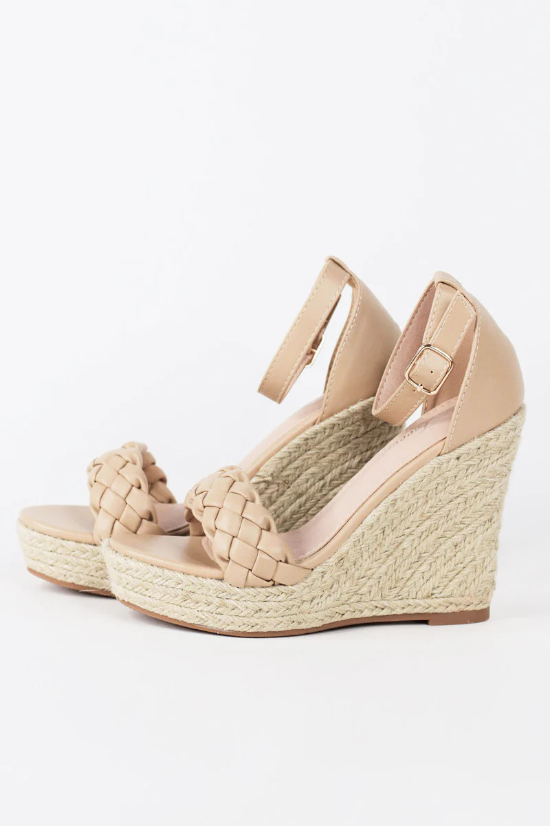 Nidia Wedges | Avara