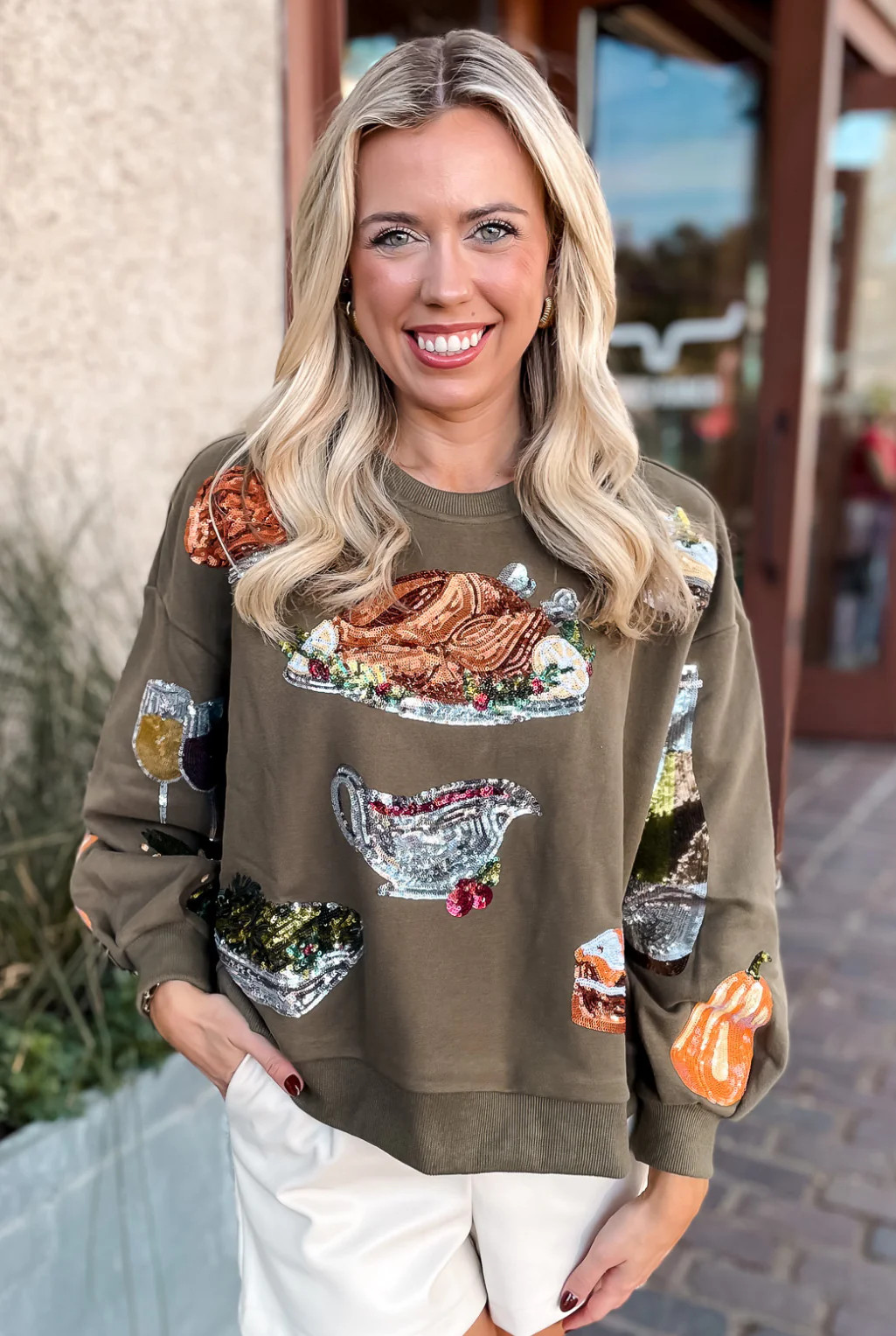 Queen of Turkey Sweatshirt -Olive Med | Tucker Brown