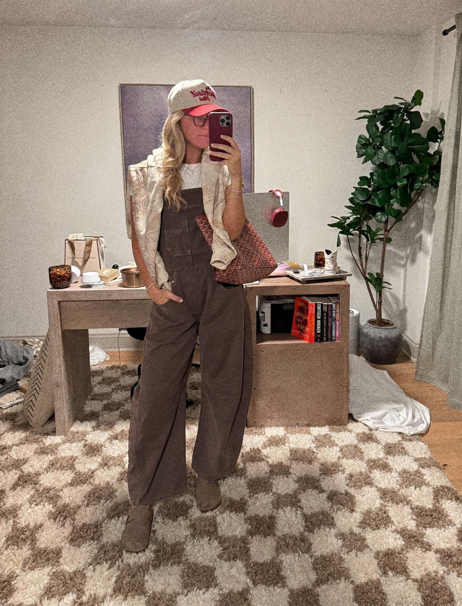 Me 🤝🏼 Barrel Denim

#LTKHoliday #LTKSeasonal #LTKStyleTip