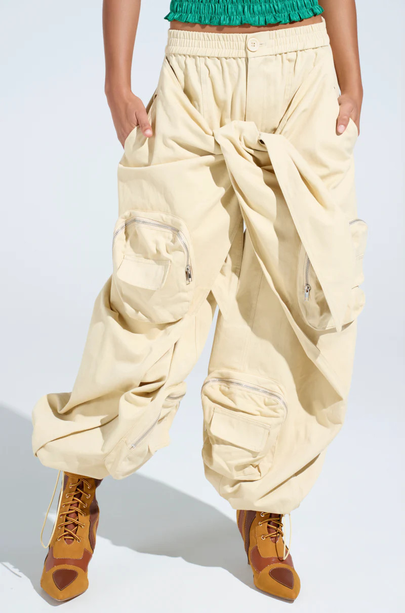 AKIRA Do The Most Tie Front Pants | Size Large | AKIRA