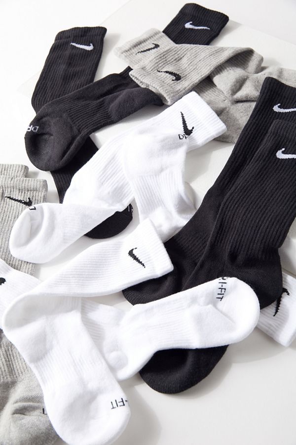Nike Everyday Plus Cushion Crew Sock 6-Pack | Urban Outfitters (US and RoW)