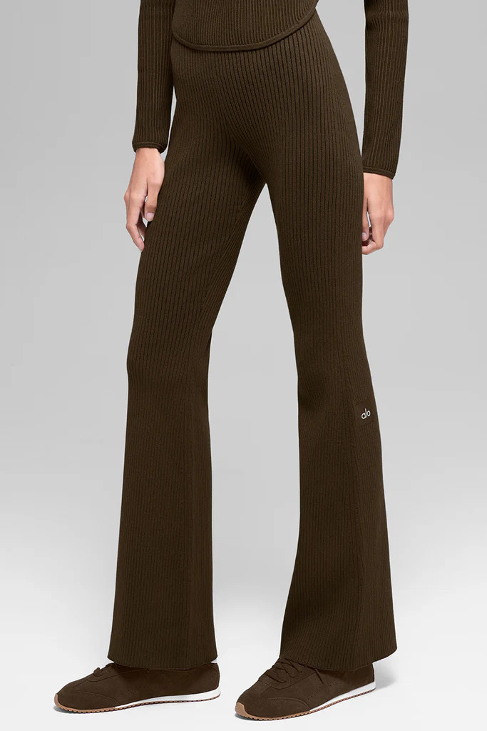 Members Only 30% OffDenim Knit High-Waist Flare Pant$198$198or 4 installments of $49.50 by | Alo Yoga (US)