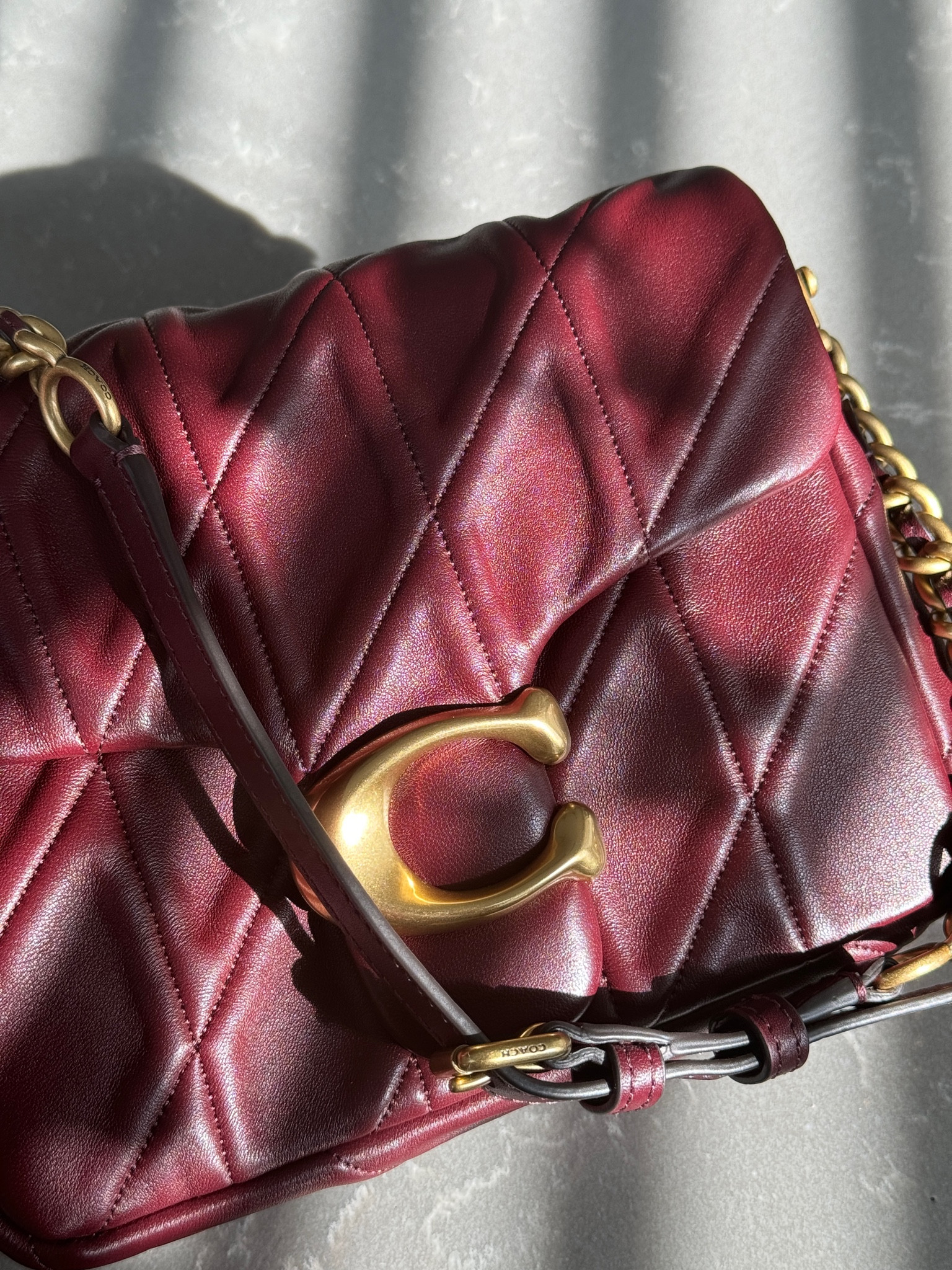 coach bag, fall bag, fall fashion, fashion, fall purse, coach purse, luxury purse, red purse, red bag 

#LTKWorkwear #LTKItBag #LTKStyleTip