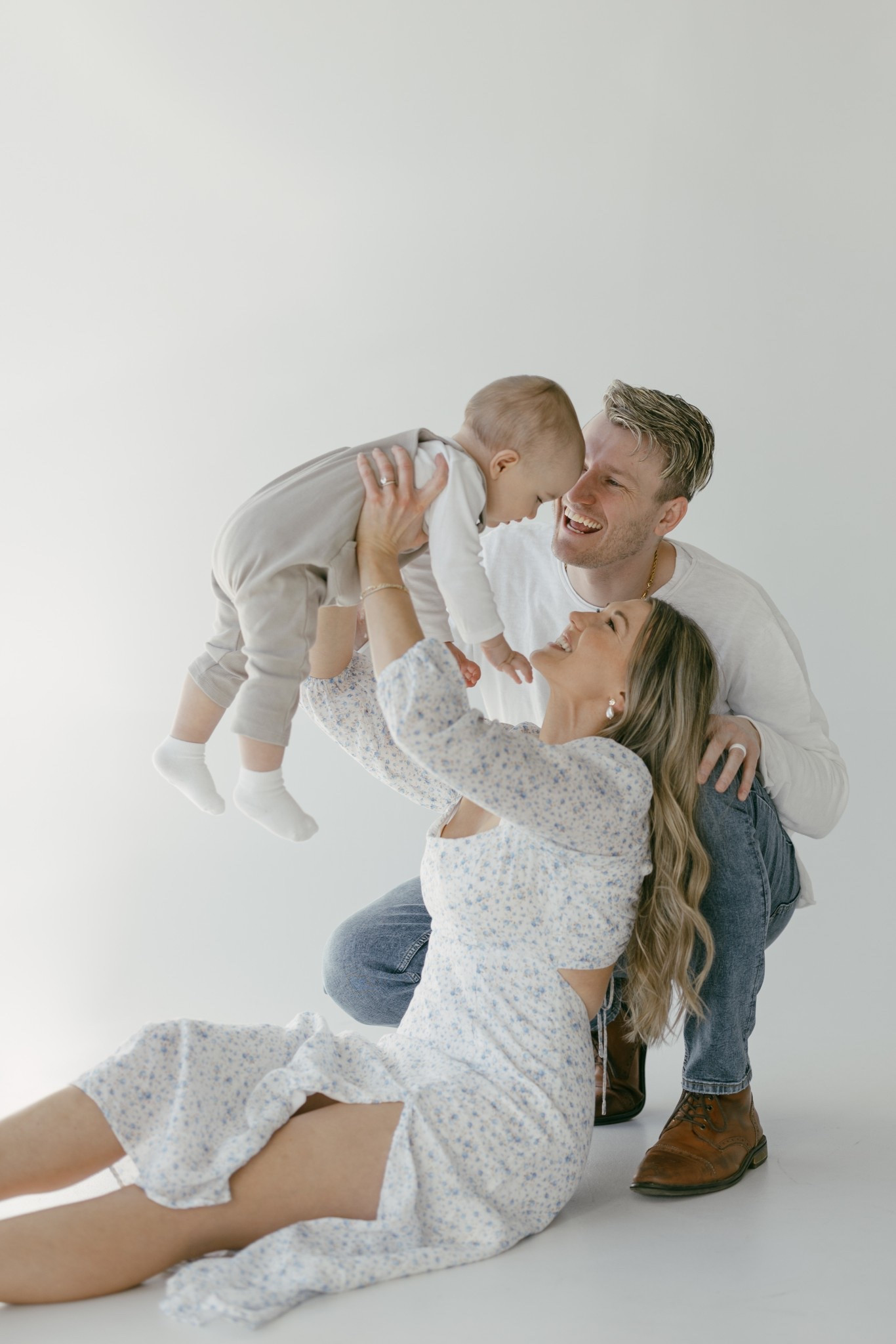 Family Photos 🕊️📸

Family photo outfit ideas, baby boy outfits, toddler outfit for photoshoot, family photos, family photoshoot outfit ideas, studio family photo outfits, Easter dress, spring family photos, spring wedding guest dress

#LTKBaby #LTKFamily #LTKKids