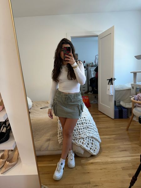 spring day outfit inspo!! I’ve been obsessed with cargo skirts & LOVE this one I just got from American Eagle (extra points bc it’s a skort)

#LTKstyletip #LTKSeasonal #LTKshoecrush