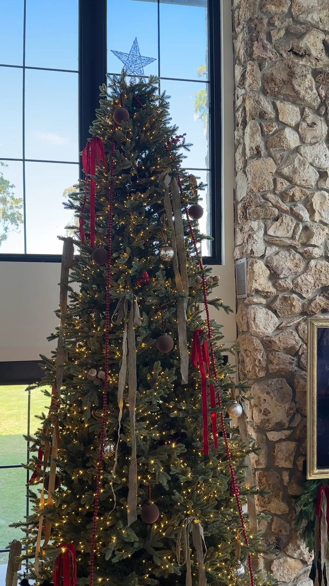 Classic warm christmas tree necessities 🎄




#LTKGiftGuide #LTKHoliday #LTKSeasonal