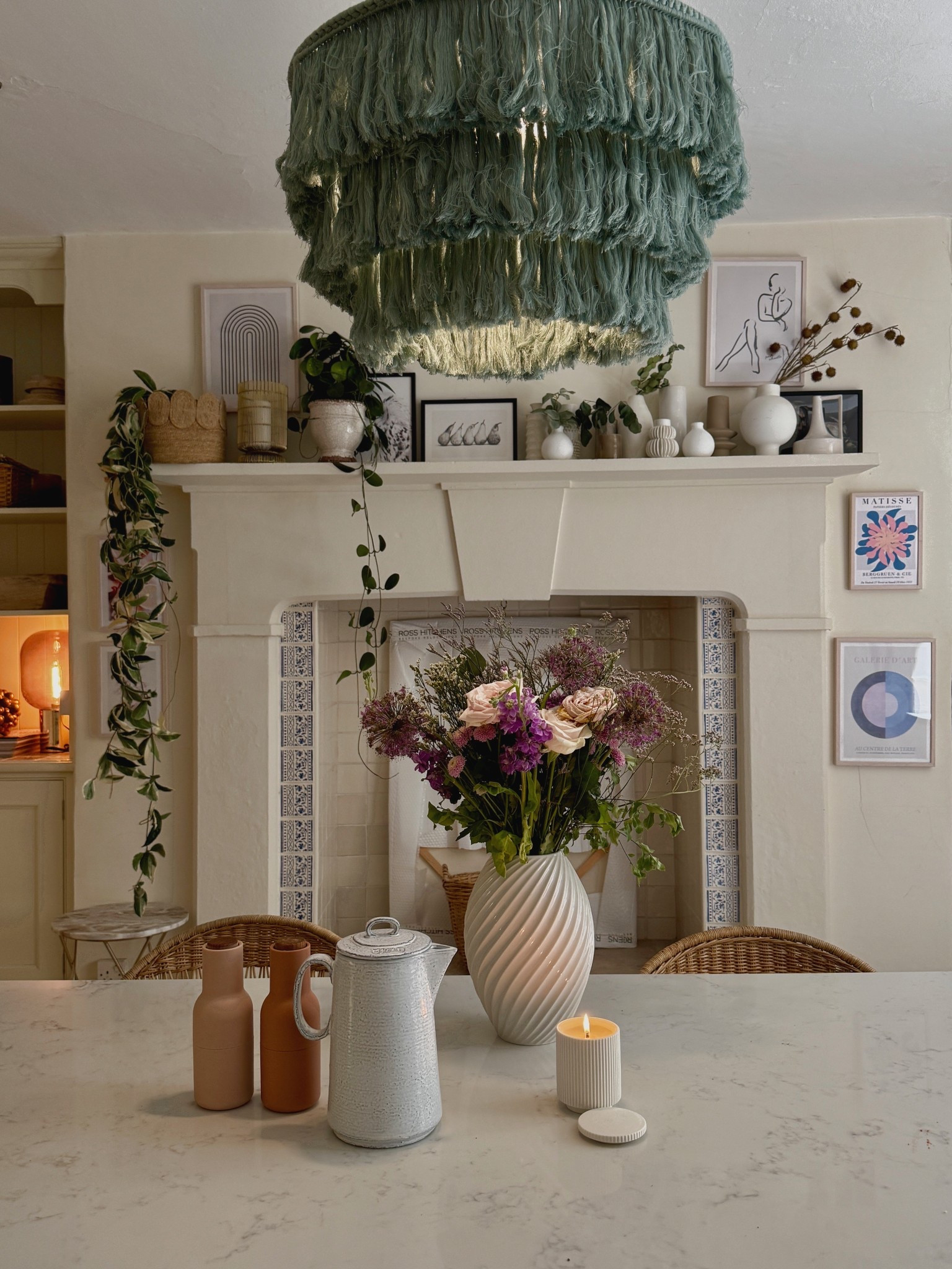 Dining room update part 2 - added a diy pendant lamp with rechargeable bulbs💡