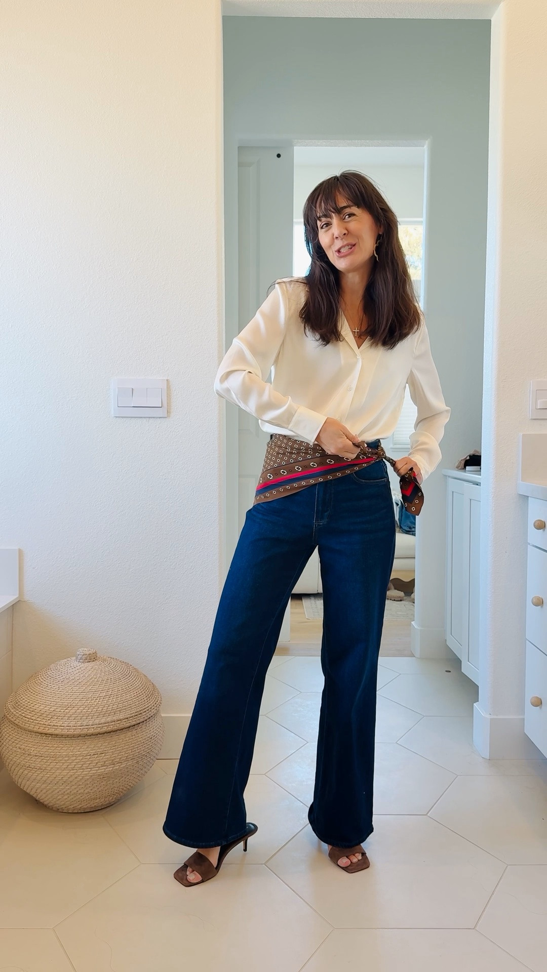 Apparently, I do have a favorite child
These jeans 
CLOSETCHOREO15 @Paige 

Holy Chic Haute Mama OOTD and 1 of 181 ￼ outfits you can make with my new cruise capsule