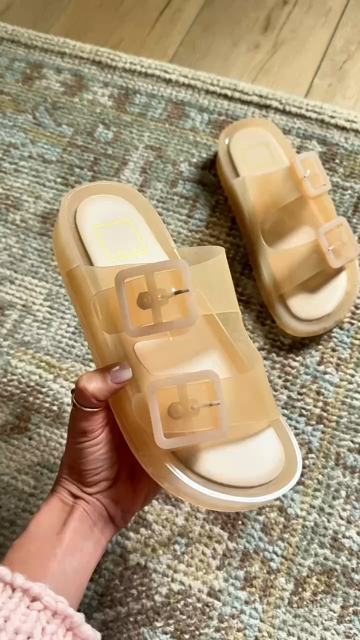 I love these new jelly buckles slide sandals that you can wear to the beach. They can get wet. I’m a 6 1/2 and I did a 7 in these because it’s whole size. It’s only. Beach vacation. Resort wear. Resort outfits. Vacation outfits. Summer outfits. Summer shoes. Beach sandals. 


#LTKootd #LTKTravel #LTKSwim