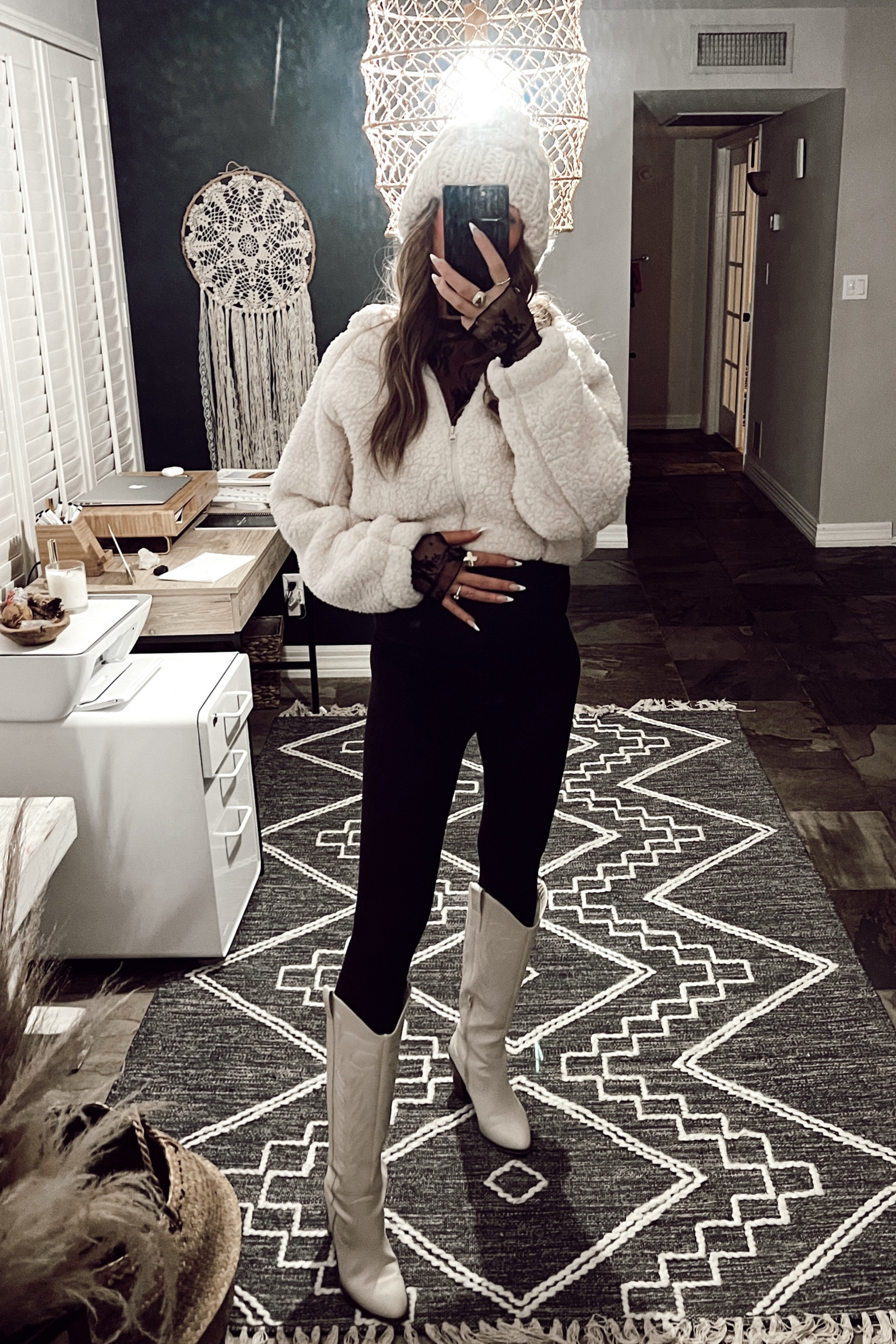 Winter wonderland 

#LTKparties #LTKbump #LTKshoecrush