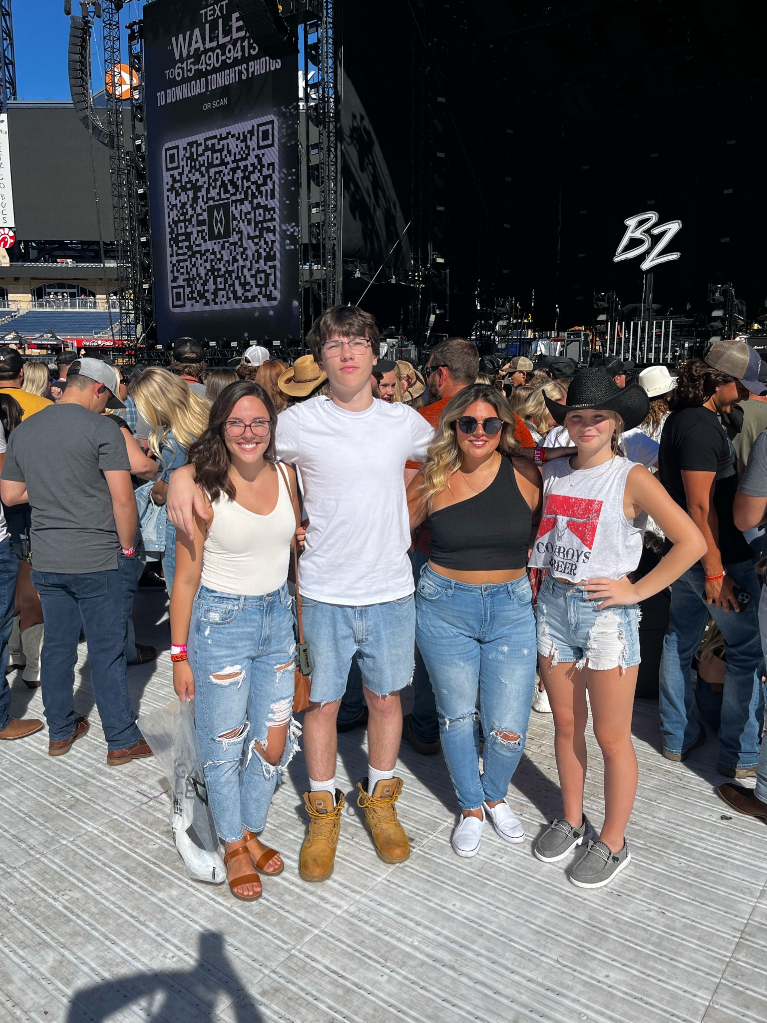 Morgan Wallen concert fits

#LTKstyletip #LTKshoecrush #LTKSale
