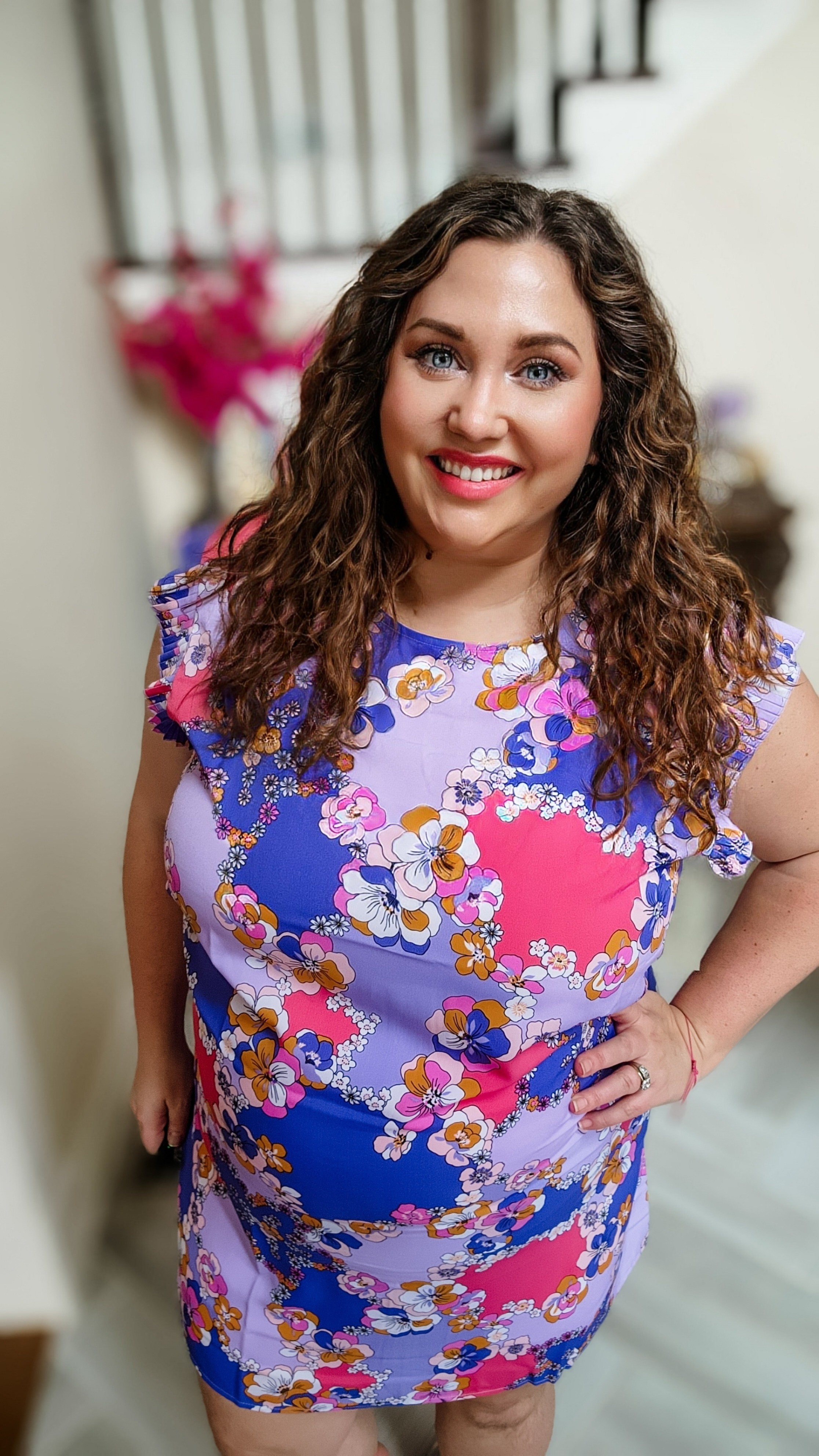 @walmartfashion retro look. this has the silliest feel to the fabric. very soft #livinglargeinlilly size XXL 

#LTKmidsize #LTKplussize