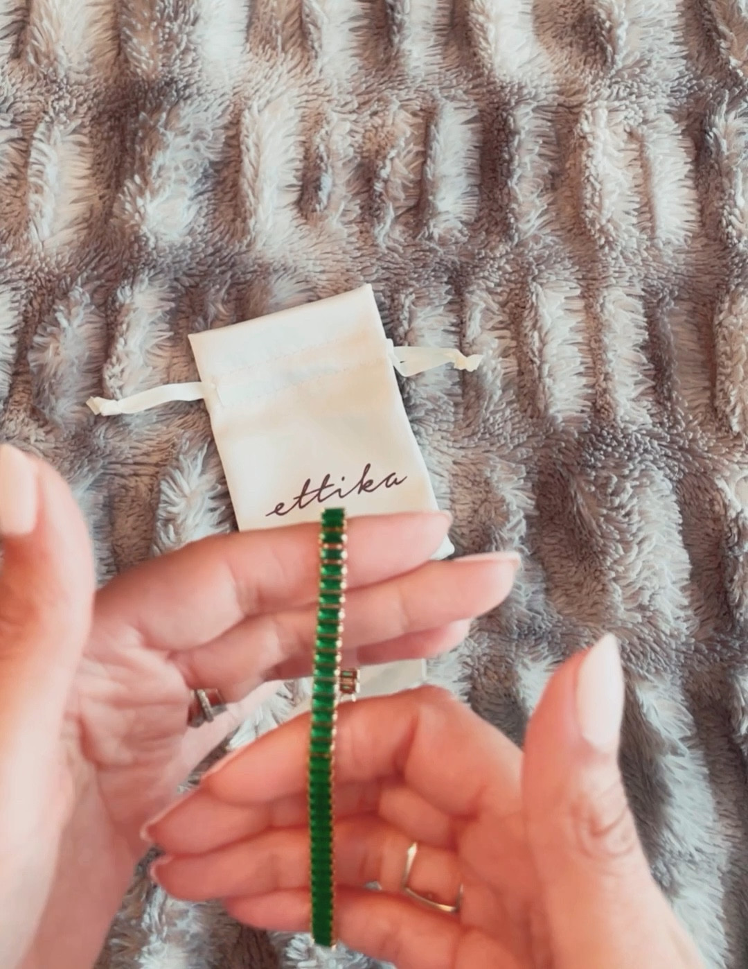 Green with envy over this gorgeous anklet. ♥️

#LTKFind #LTKunder100 #LTKSeasonal