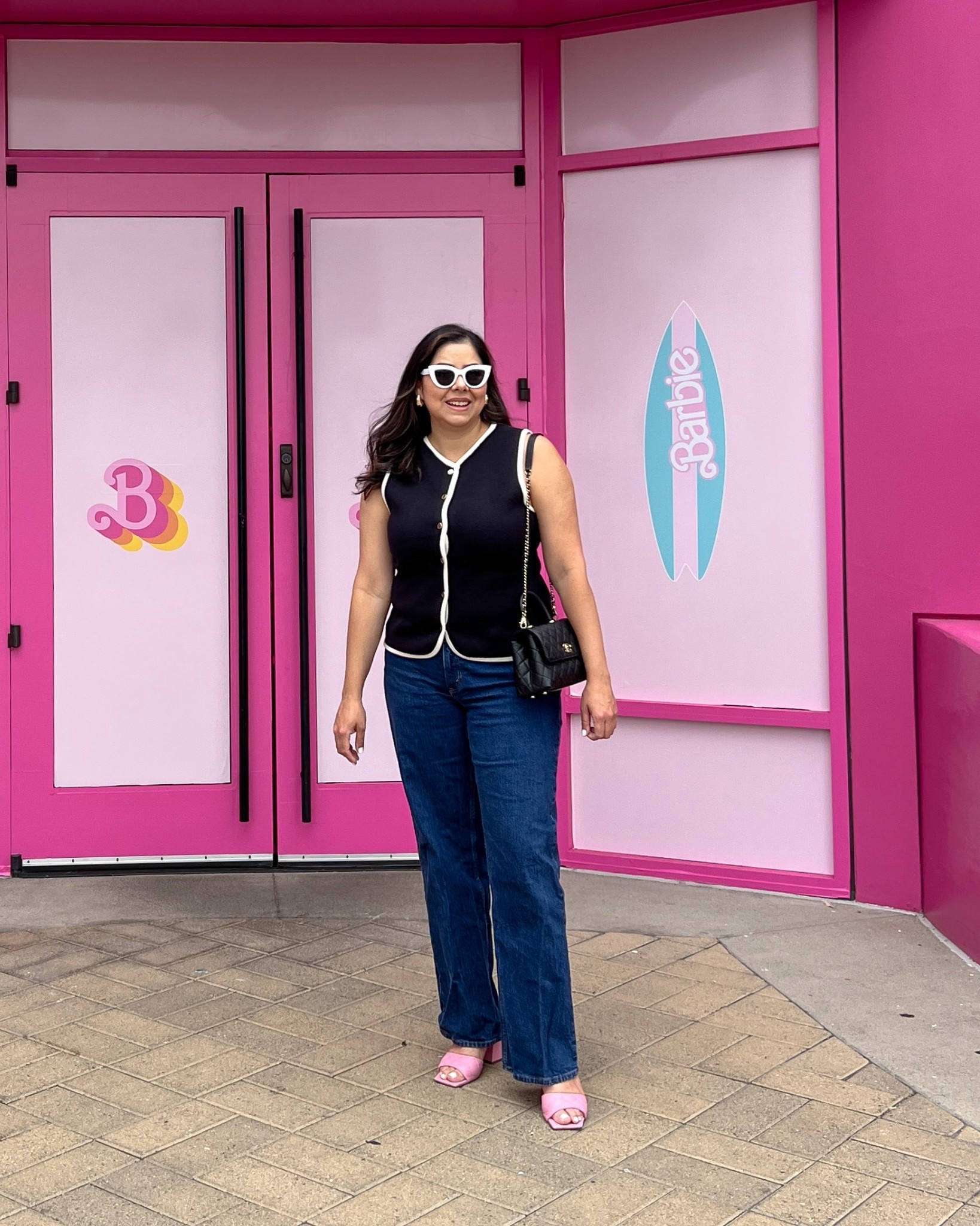 Abercrombie jeans and top are part of the LTK Fall Sale!

#LTKOver40 #LTKFallSale #LTKMidsize