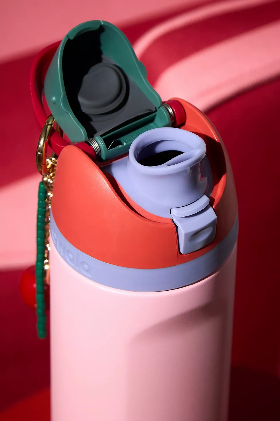 Owala Zuckerhoch FreeSip 0.7L / 24oz Wasserflasche | Urban Outfitters (EU)