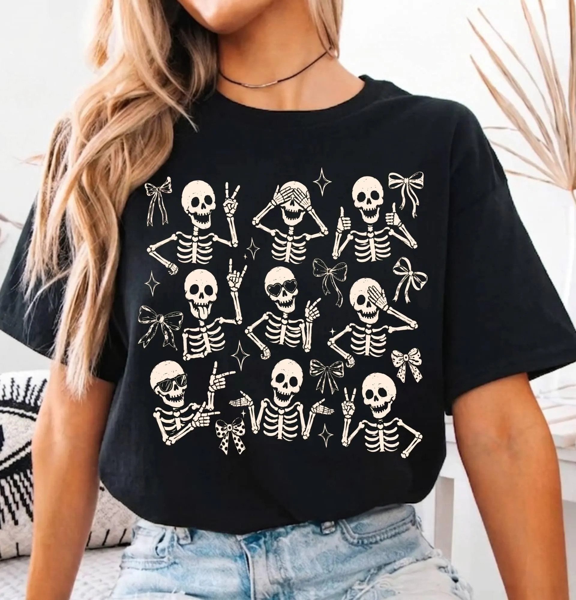 Funny Skeleton Halloween Shirt, Retro Spooky Halloween Graphic T-Shirt, Gift for Women Fall Vibes | Etsy (Global)