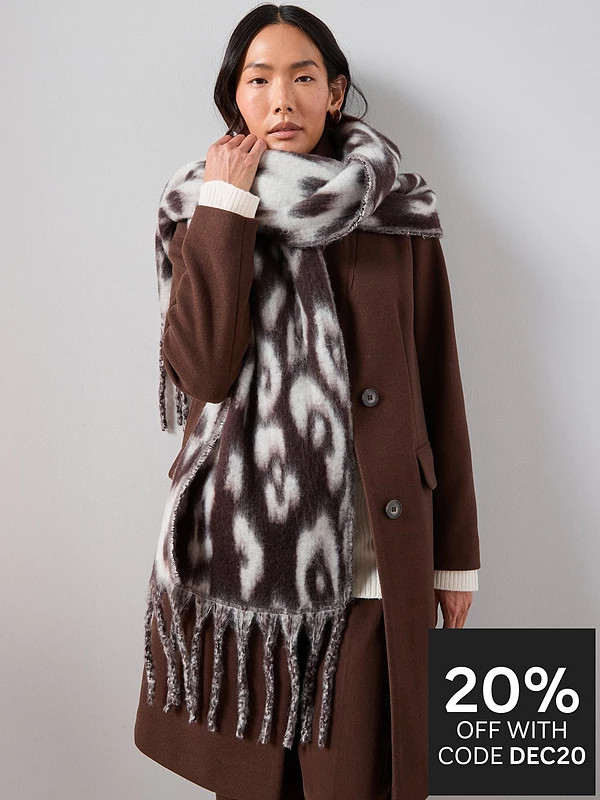 The Very Collection Brushed Leopard Tassel Scarf - Chocolate | Very (UK)