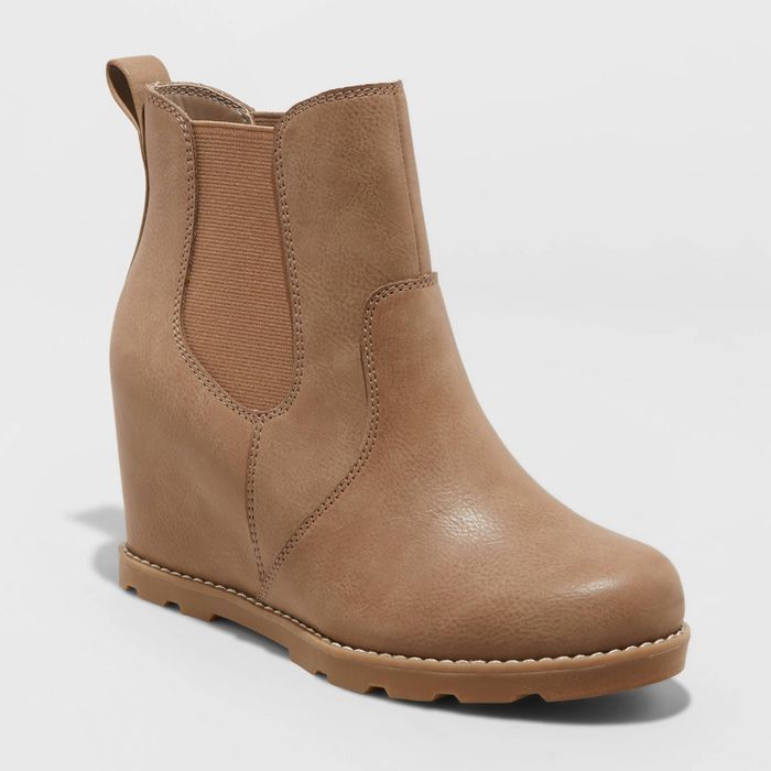 Women's Amalia Fashion Boots - Universal Thread™ | Target