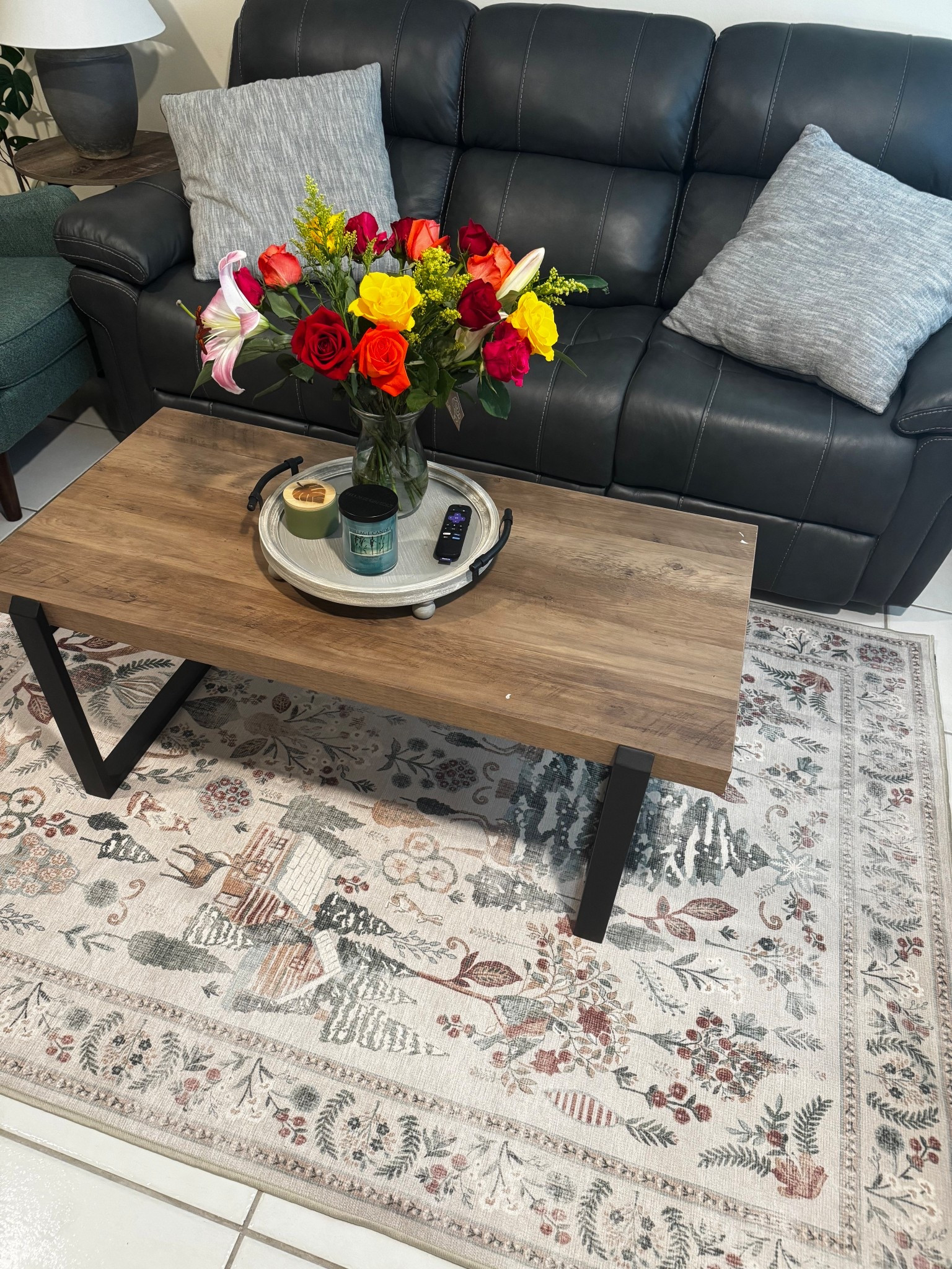 Living room. Christmas decor 

#LTKHome #LTKHoliday #LTKSeasonal