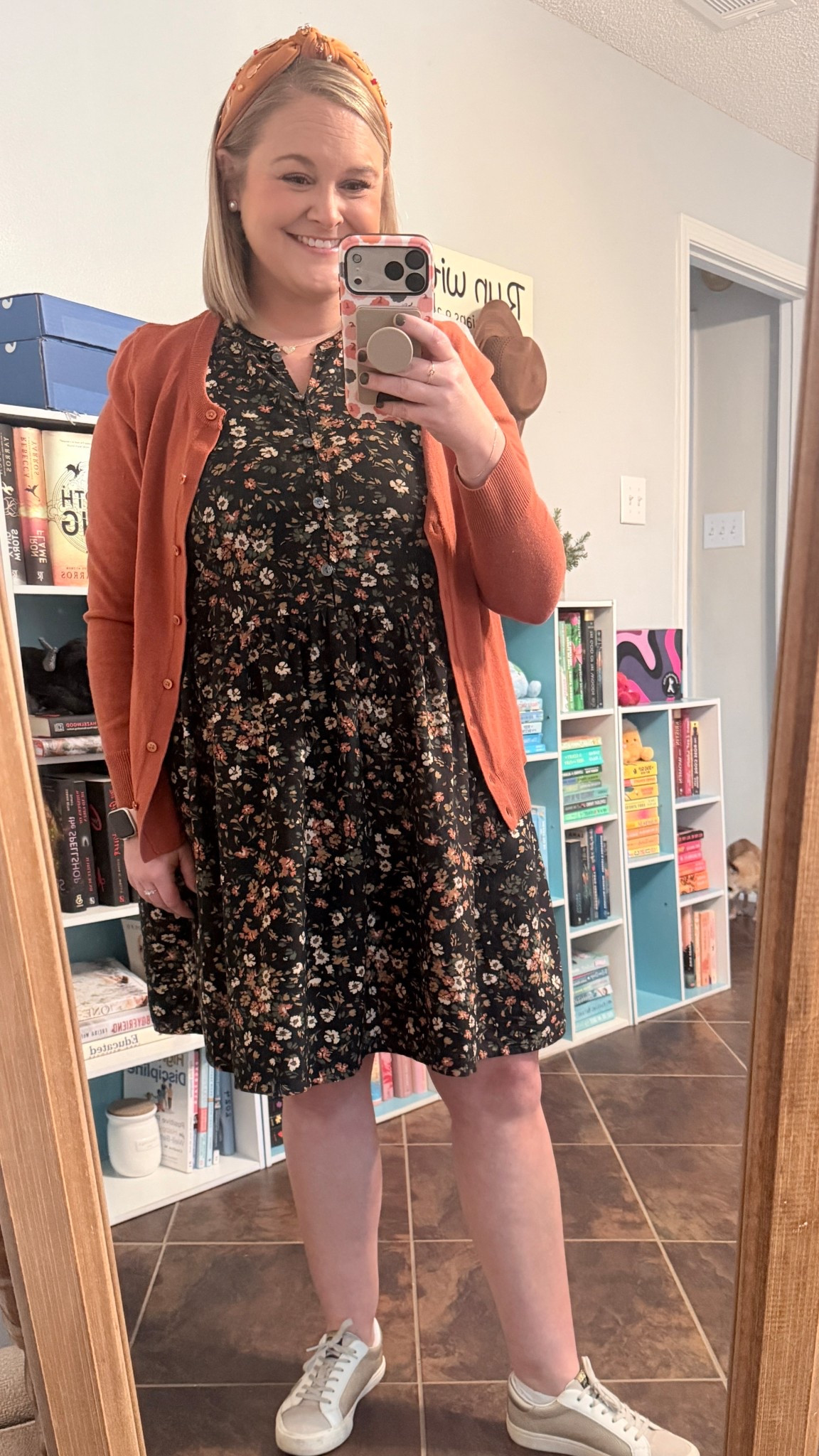 Sweet Southern fall style in full swing 🍁
Warm florals, cozy layers, and comfy sneakers — perfect for teacher life or a book day at home!

#LTKSeasonal #LTKMidsize #LTKFindsUnder50