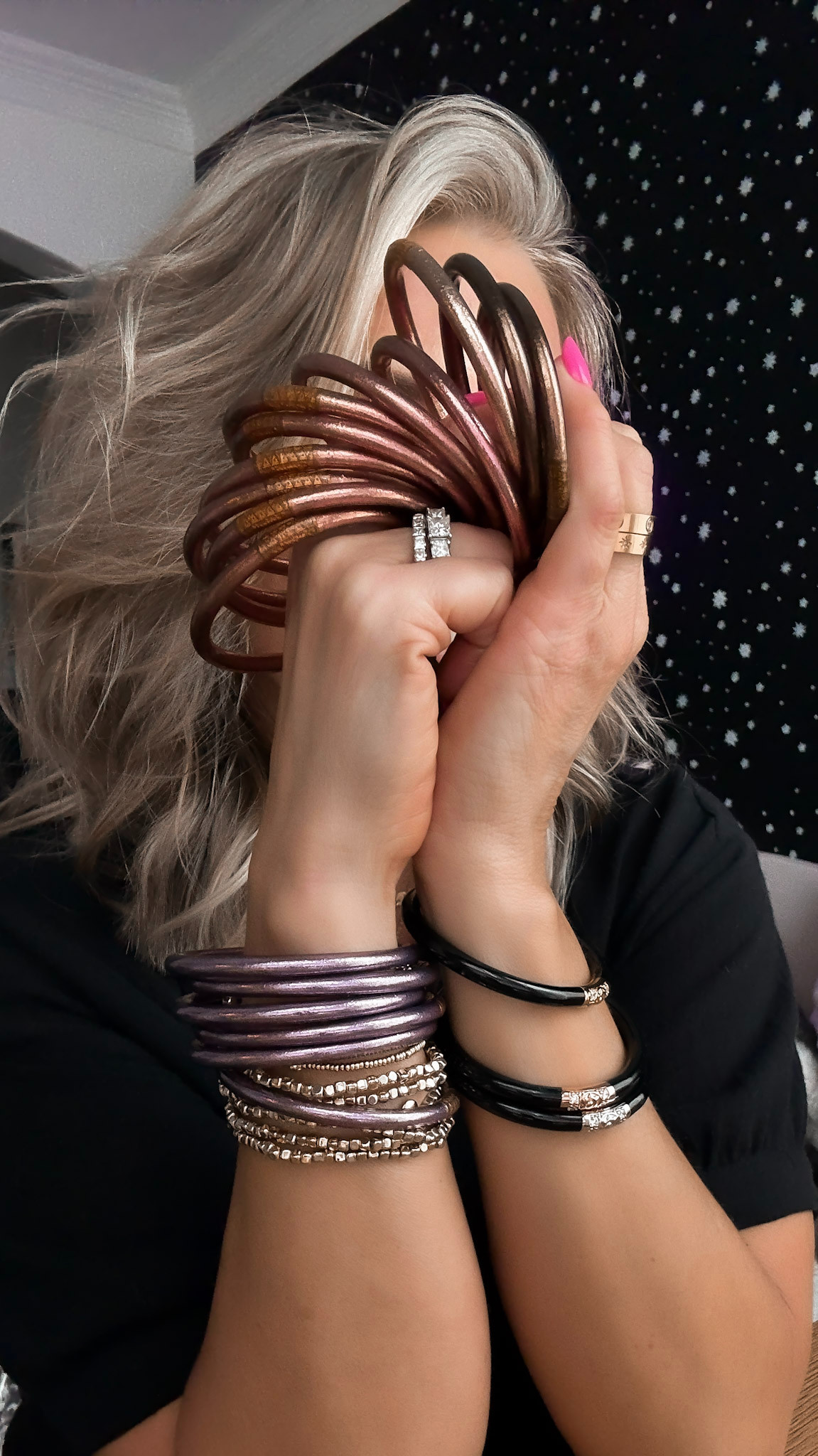 A great gift option too! Weather proof, swim, sun, pool, sand, sunscreen - they still look great! 

 #LTKGiftGuide #LTKOver40