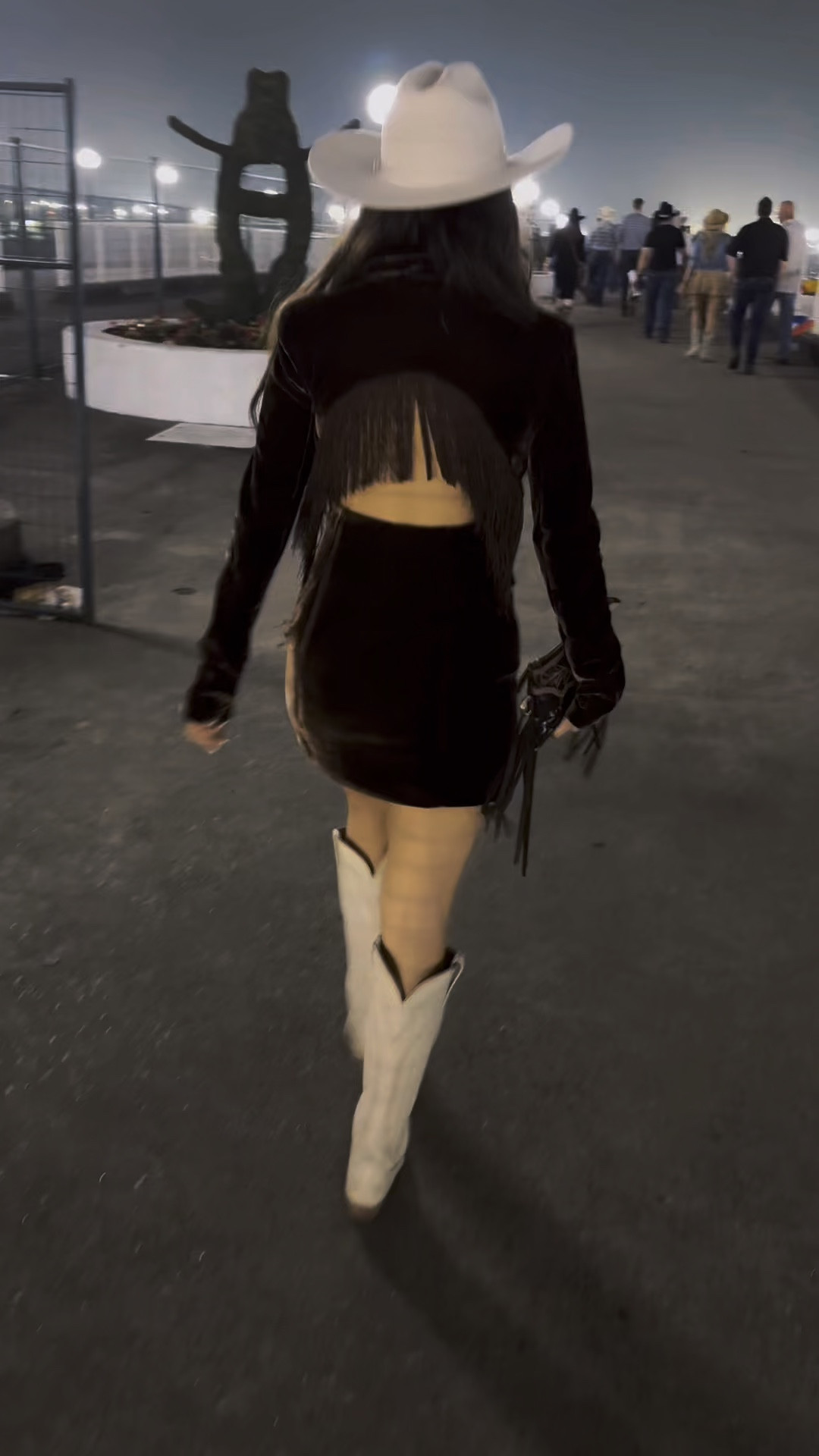 Country concert outfit, Rodeo outfit, revolve finds, fringe, cowgirl, western, western fashion, blazer dress, small in Chocolate Brown

#LTKfit #LTKbeauty #LTKFestival