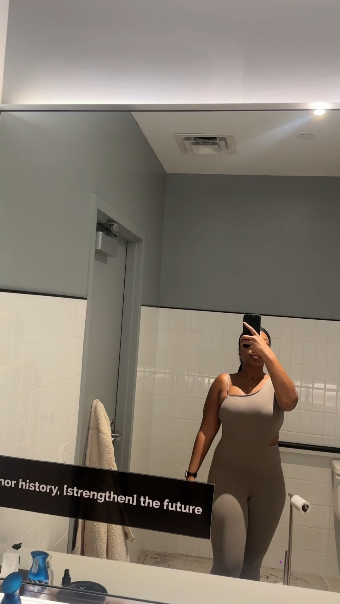 This bodysuit is amazing!! The compression is everything! Target did that!! 

#LTKstyletip #LTKfindsunder50 #LTKMostLoved