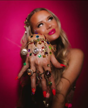 “Feed Me Charms” Charm | Feed Me Gems