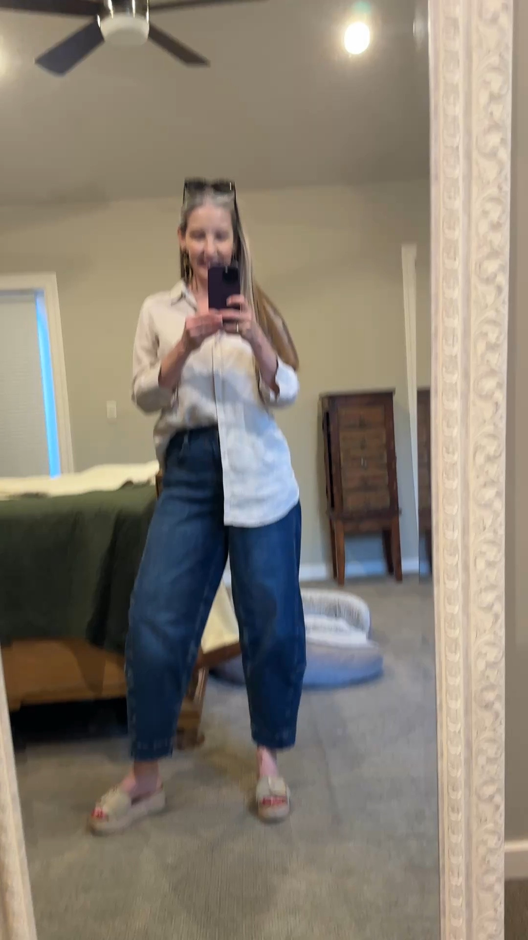 Teacher casual ootd  … flattering barrel
Jeans, comfortable sandals… wardrobe basics. 

#LTKMidsize #LTKgrwm #LTKdayinmylife