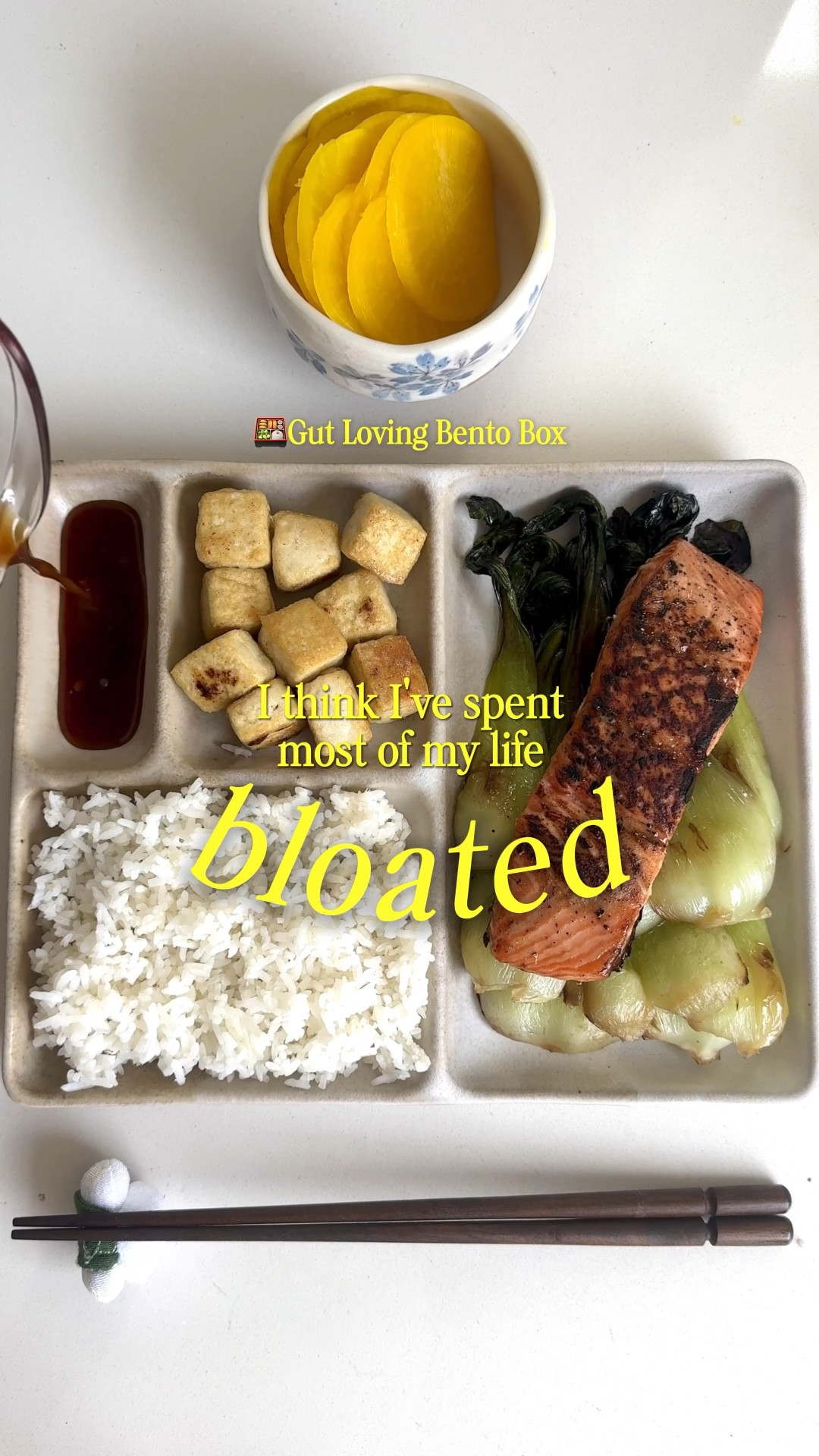 the cutest bento plate tray and chopsticks i found at crate and barrel in new york 🍱 so fun to cook and eat with 🥰