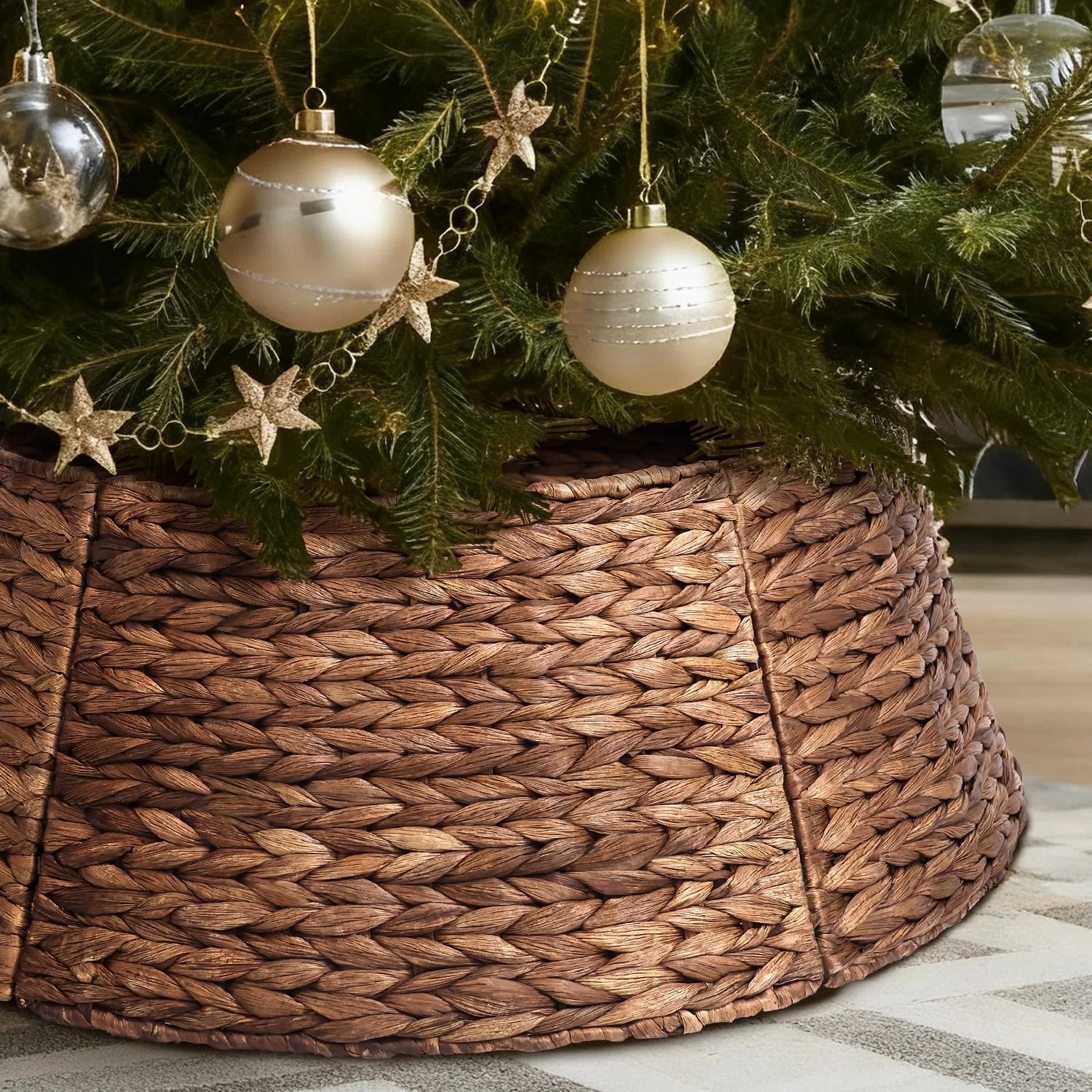 Ayieyill 26in Woven Hyacinth Christmas Tree Collar, Christmas Tree Decorations, Tree Skirt Access... | Walmart (US)