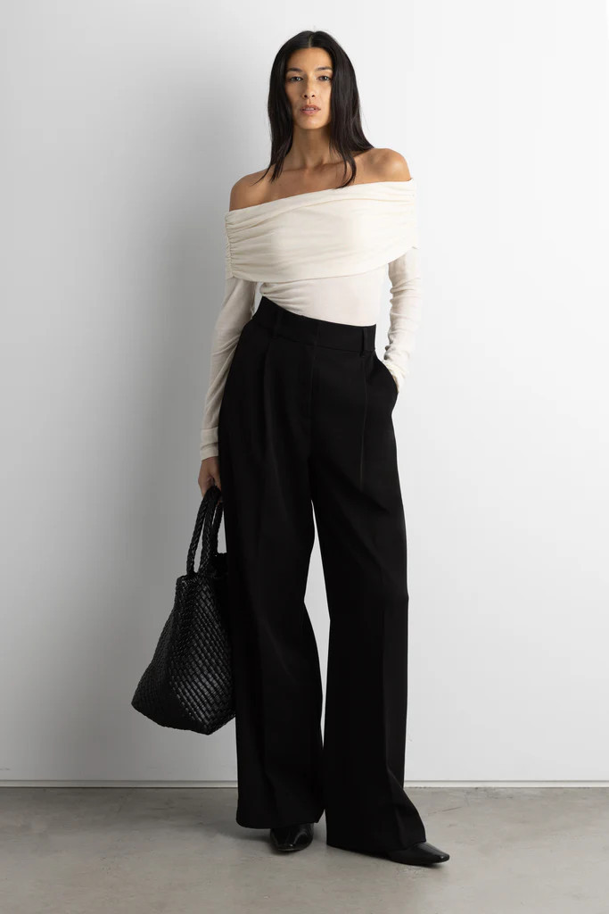 OFF THE SHOULDER LONG SLEEVE TOP | OAK + FORT