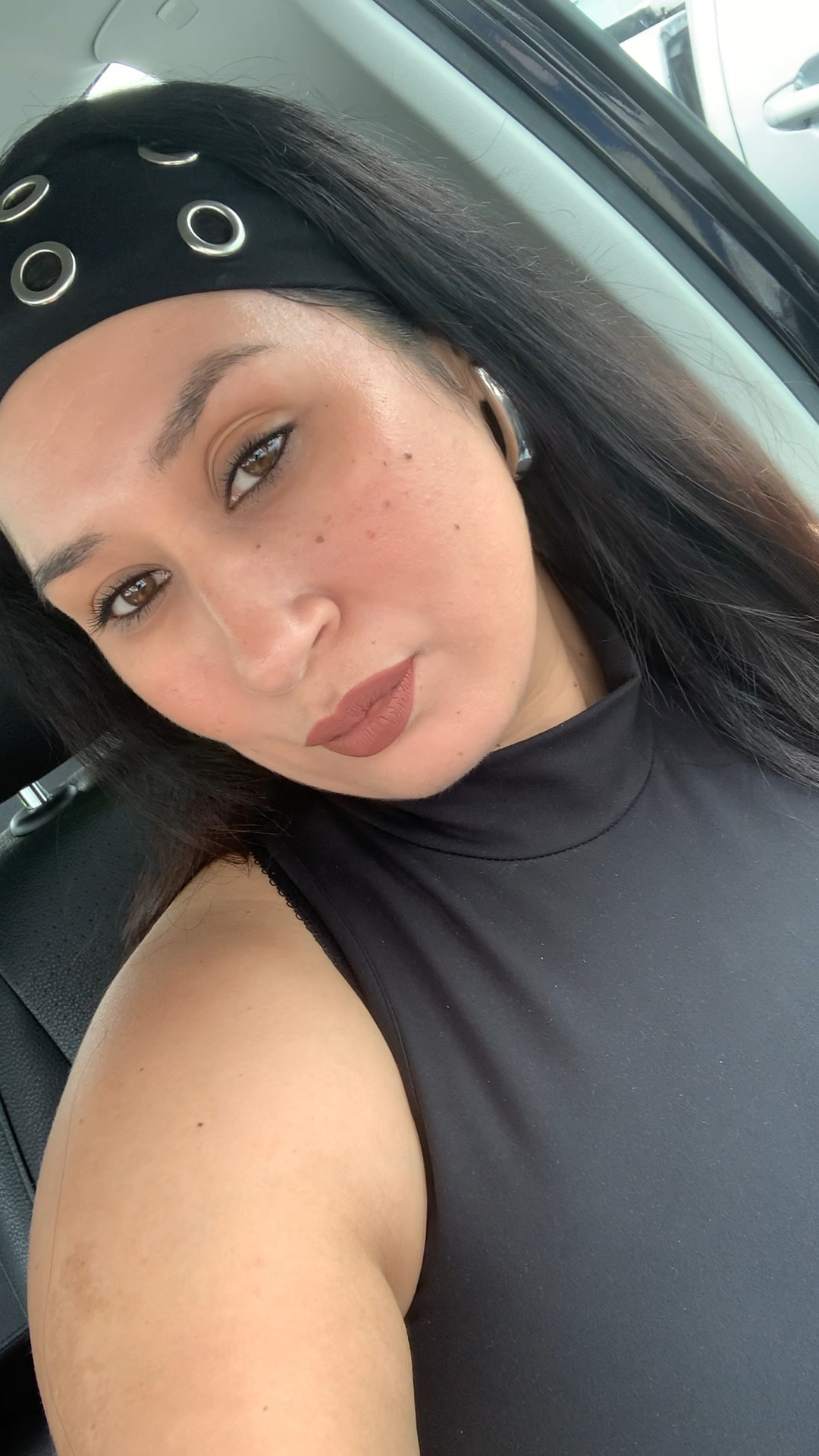 A headband can change your outfit completely 

#LTKPlusSize #LTKMidsize #LTKStyleTip