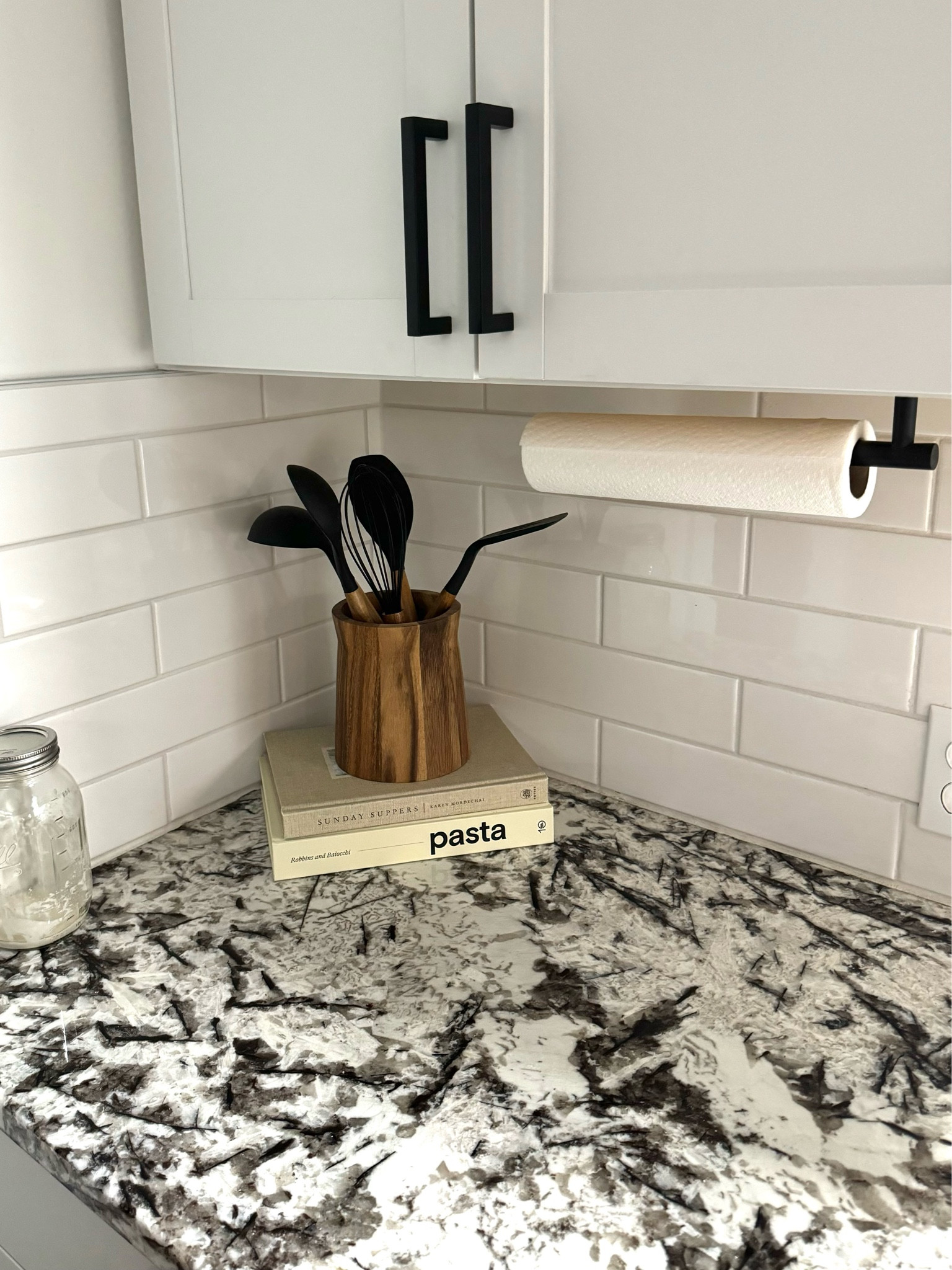 kitchen details 