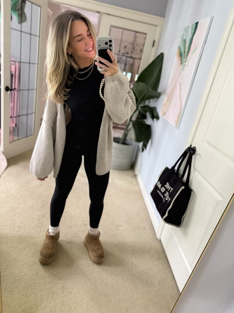 The perfect everyday fall outfit!

Fall outfit inspo, fall fashion, walmart leggings, black top, amazon sweater, UGG slippers, casual fall look

#LTKStyleTip #LTKSeasonal #LTKOver40