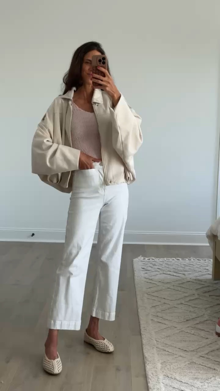 Neutral layers I keep reaching for on repeat.

Lightweight, easy, and perfect for those in-between weather days. You can throw this on for errands, school drop-offs, or a casual day out and still feel put together.

#LTKootd #LTKSeasonal #LTKdayinmylife