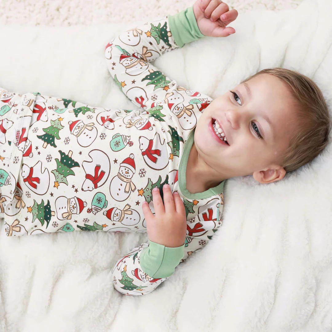 Beary & Bright Two Piece Pajama Set | Caden Lane