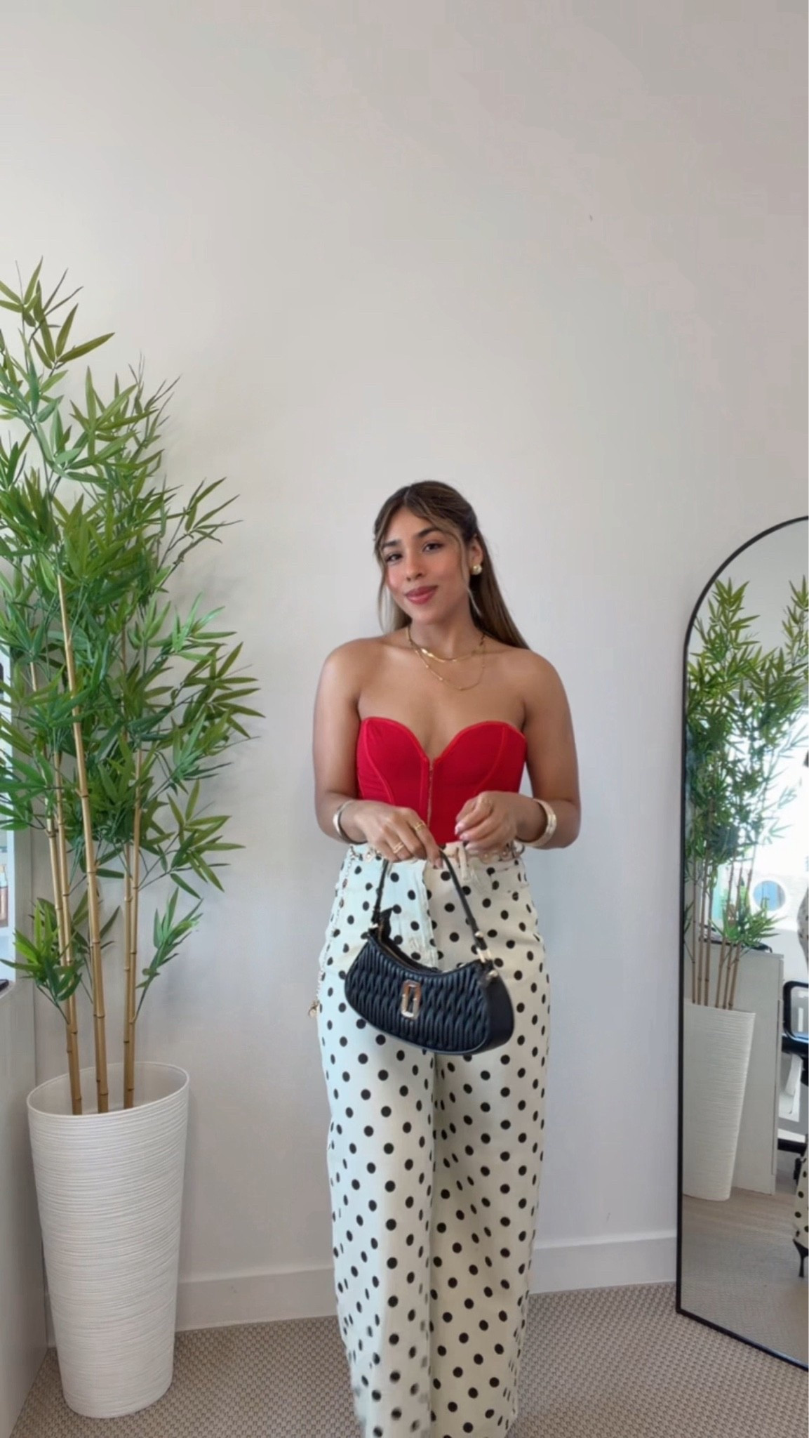 SHEIN Fit Check Challenge! ✨

Search XXT92 on SHEIN to shop my exact look and get extra discounts! 🛍️

Don’t forget to use my coupon code for extra savings:
🎁 SCC6sandvela442

Pants
Size: 27

Top:
Size: M

For reference, I’m 1.60 m (5’3”) and weigh 64 kg. 💖

#LTKsummer #LTKstyletip #LTKcanada