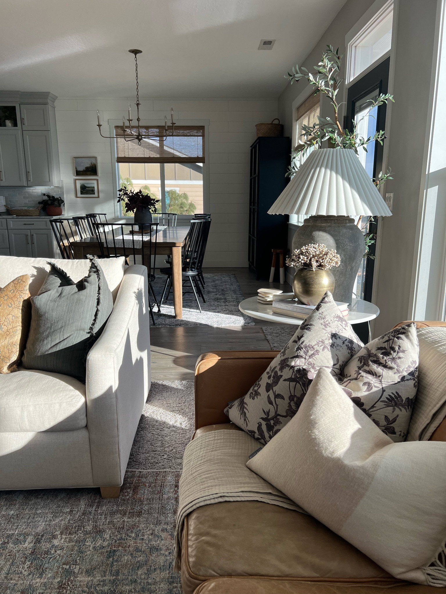 Ahh the sunshine! Linking all of the things.

Couch, pillows, lamp

#LTKhome #LTKSeasonal