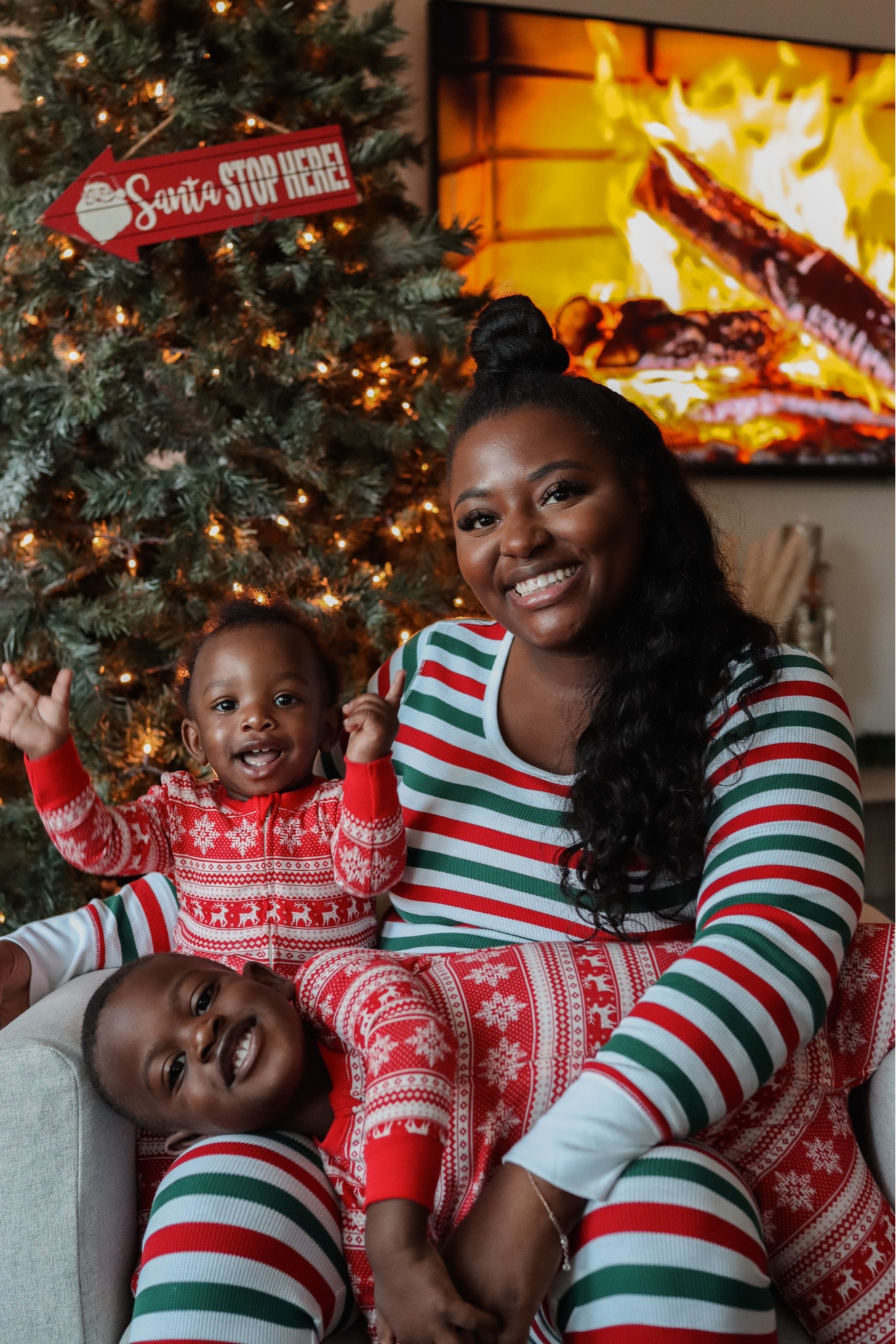 Holiday pajamas, old navy pajamas, holiday outfit , Christmas tree, thanksgiving outfit 

#LTKHoliday