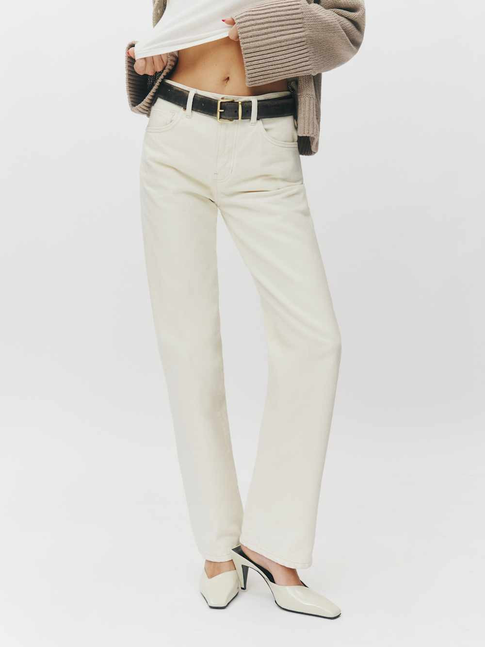 Val 90s Mid Rise Straight Jeans | Reformation (Global)