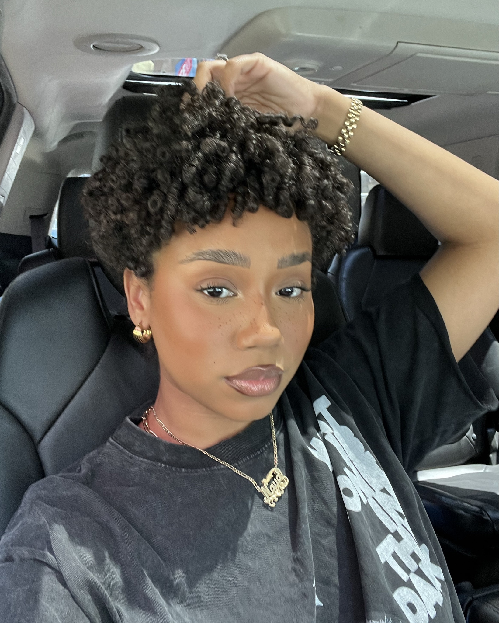 A soft glam beat is going to win every time 🥵

#LTKSaleAlert #LTKFindsUnder50 #LTKBeauty