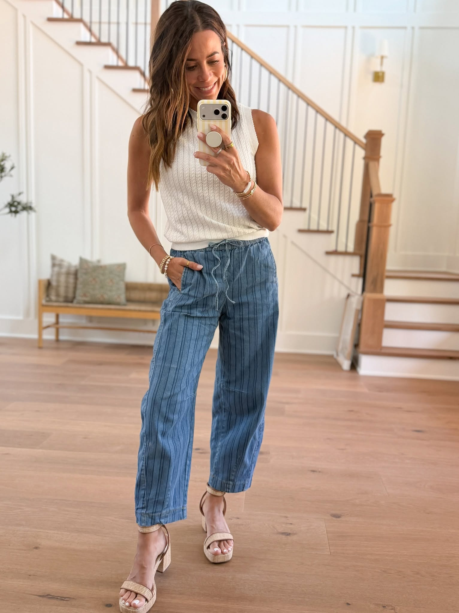 @DSW #ltkwomens #barreljeans

#LTKgrwm #LTKootd