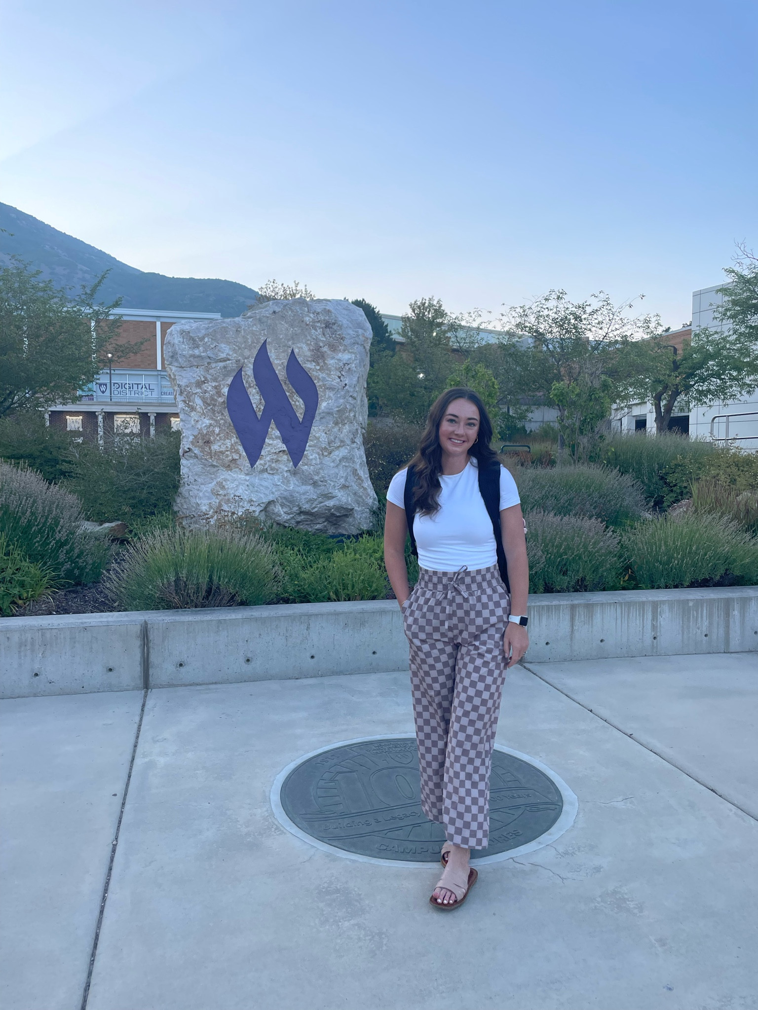 School outfit!



Outfit ideas, Fall fashion, Autumn outfits, Style guide, gift idea, women’s style, Albion Fit, LTKsale, LTKmidsize, LTKsalealert, Sandals, Cute pants

#LTKSeasonal #LTKfindsunder100 #LTKworkwear