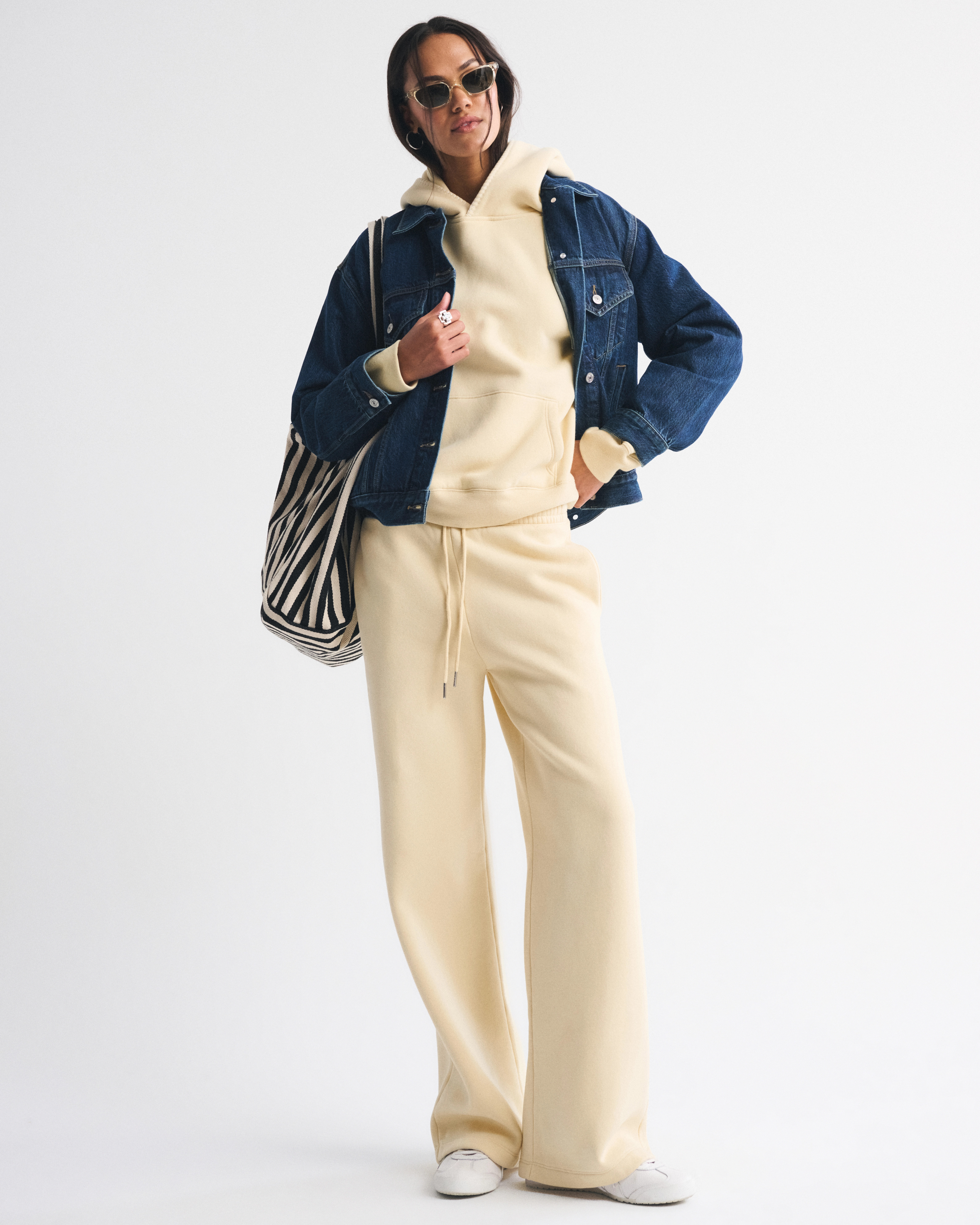 High Rise Sunday Wide Leg Sweatpant | Abercrombie & Fitch (US)