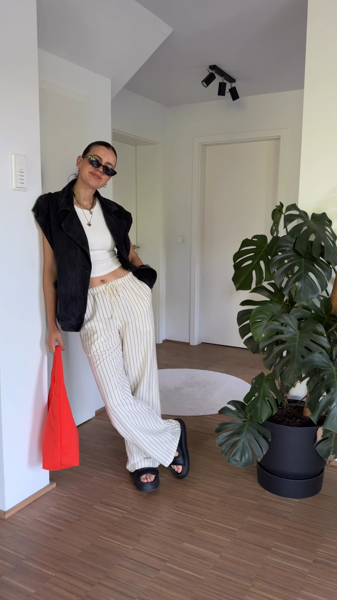 Basic Outfit 🖤 

#LTKdeutschland #LTKspring #LTKsummer